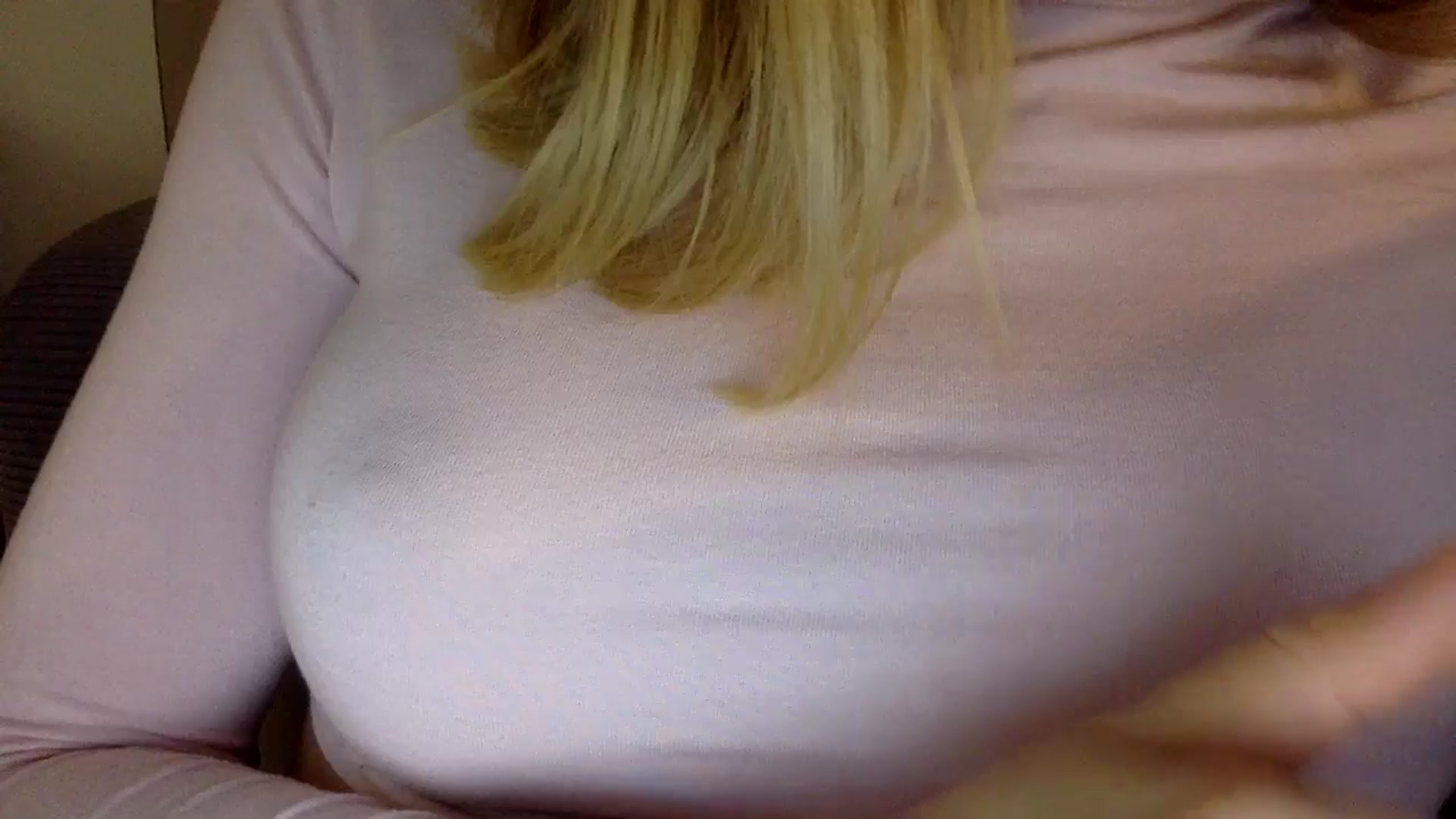 Gallery image thumbnail from EgoisticKitty's myfreecams stream on, 07/30/2024, 14:42 image 15 of 20