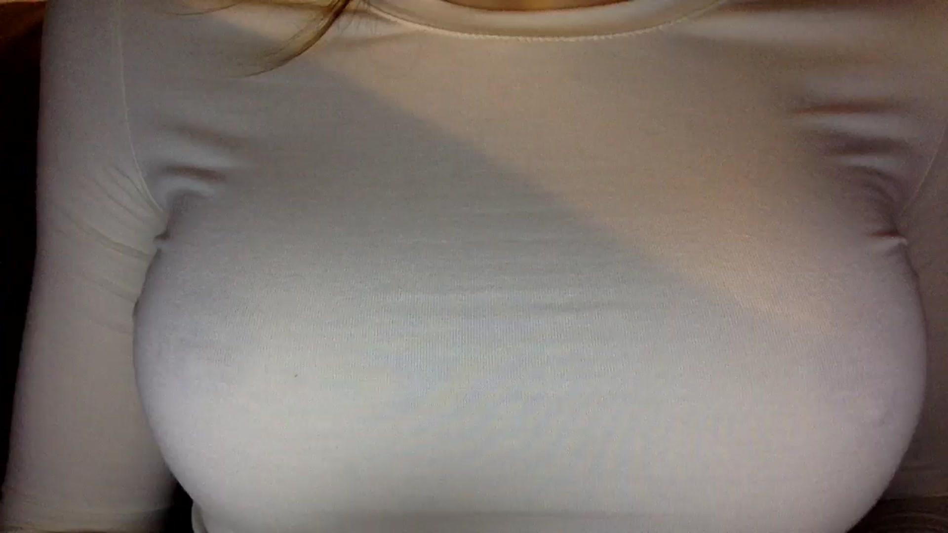Gallery image thumbnail from EgoisticKitty's myfreecams stream on, 07/31/2024, 09:36 image 7 of 20