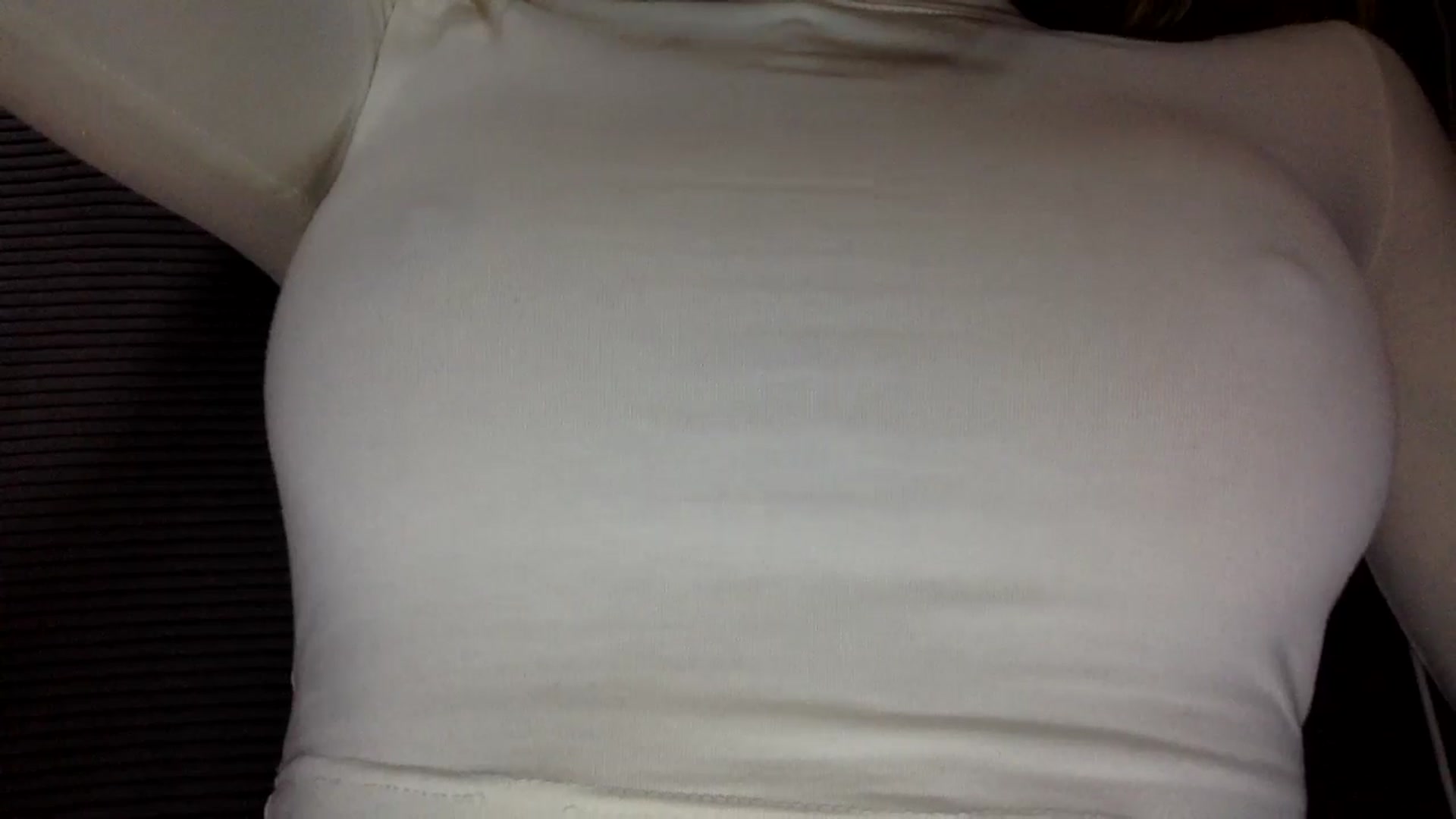 Gallery image thumbnail from EgoisticKitty's myfreecams stream on, 07/31/2024, 11:56 image 18 of 20