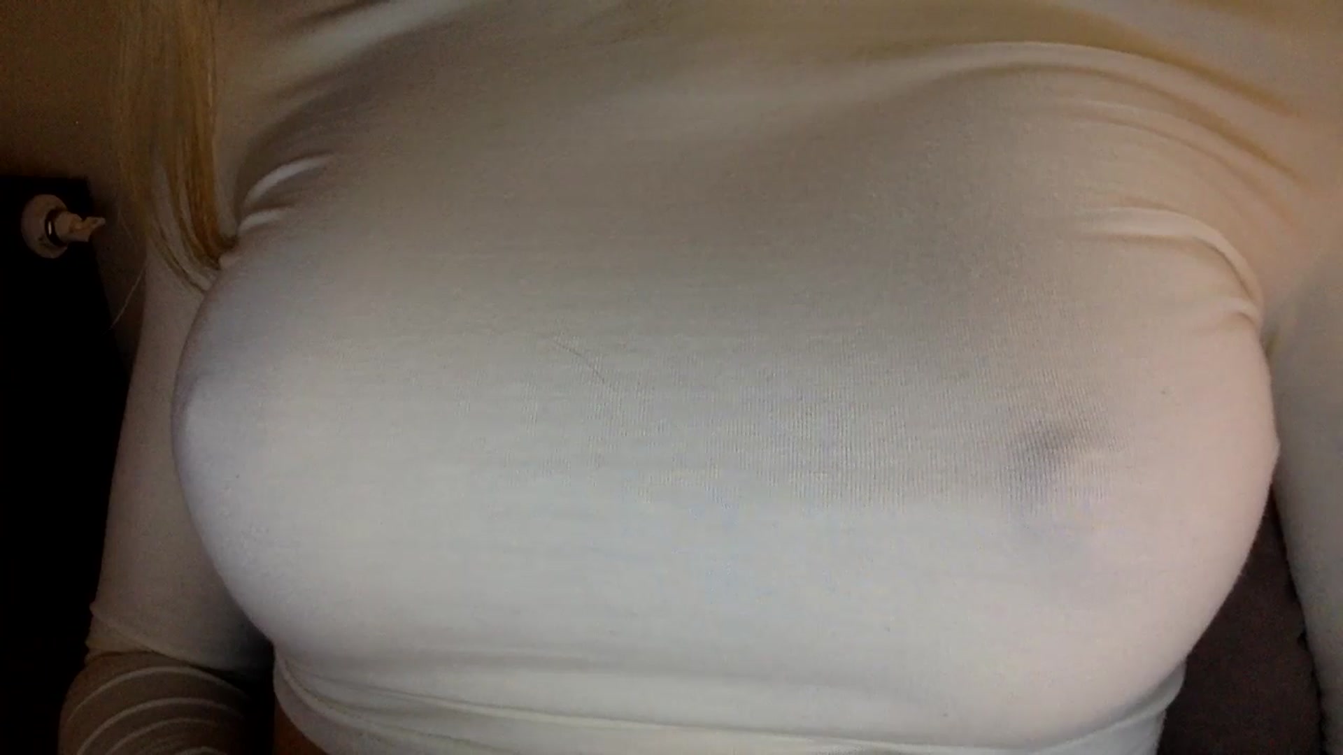 Gallery image thumbnail from EgoisticKitty's myfreecams stream on, 07/31/2024, 12:17 image 2 of 20