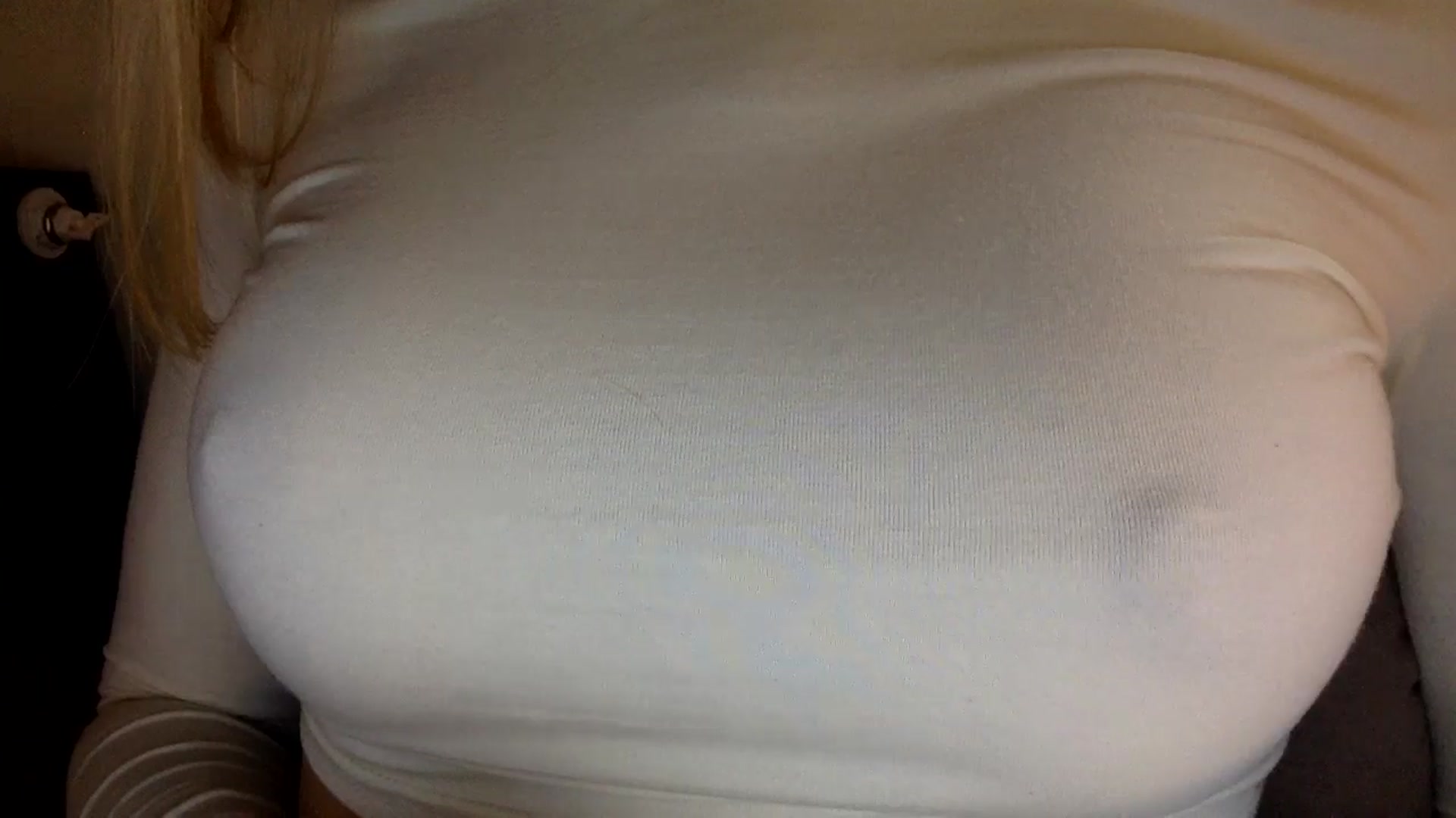 Gallery image thumbnail from EgoisticKitty's myfreecams stream on, 07/31/2024, 12:17 image 5 of 20