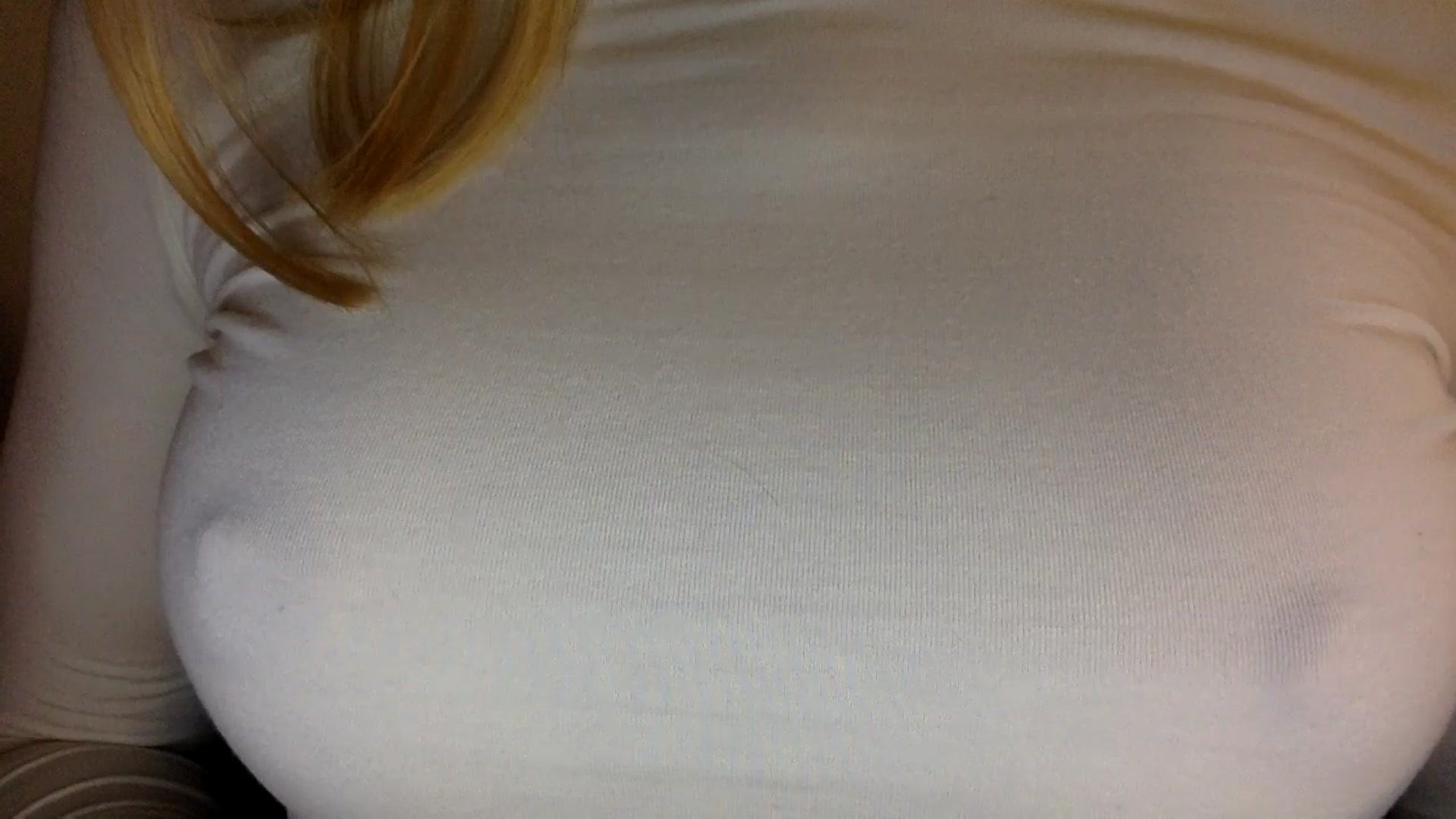 Gallery image thumbnail from EgoisticKitty's myfreecams stream on, 07/31/2024, 12:17 image 14 of 20