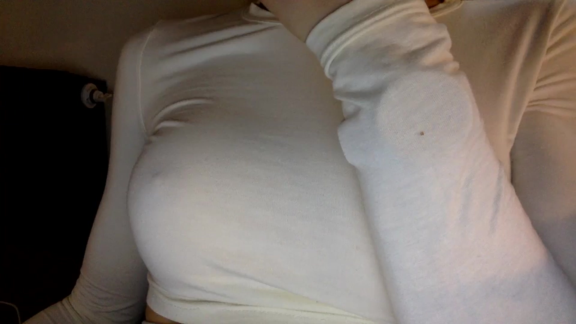 Gallery image thumbnail from EgoisticKitty's myfreecams stream on, 08/01/2024, 09:35 image 16 of 20