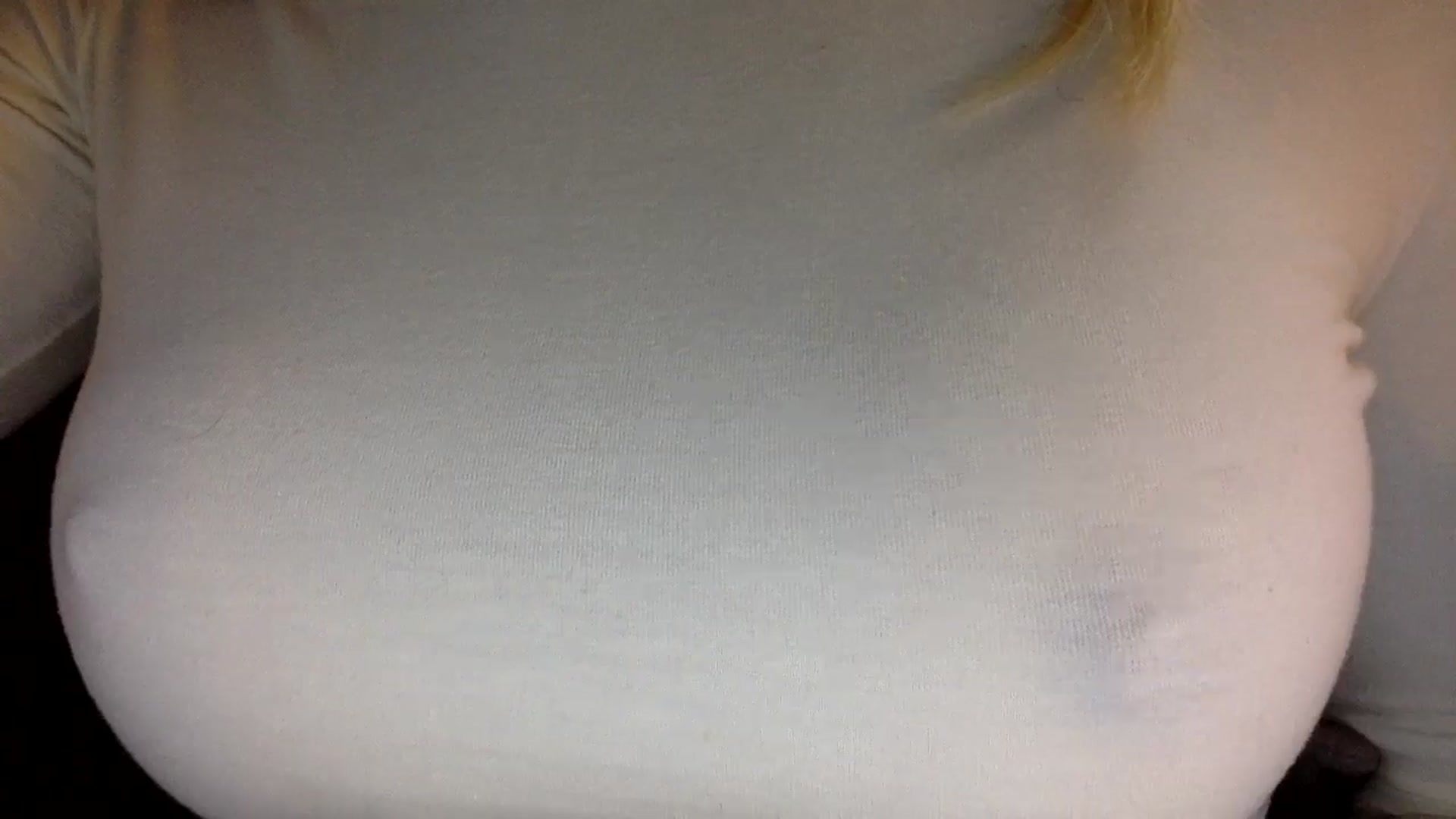 Gallery image thumbnail from EgoisticKitty's myfreecams stream on, 08/01/2024, 10:51 image 13 of 20