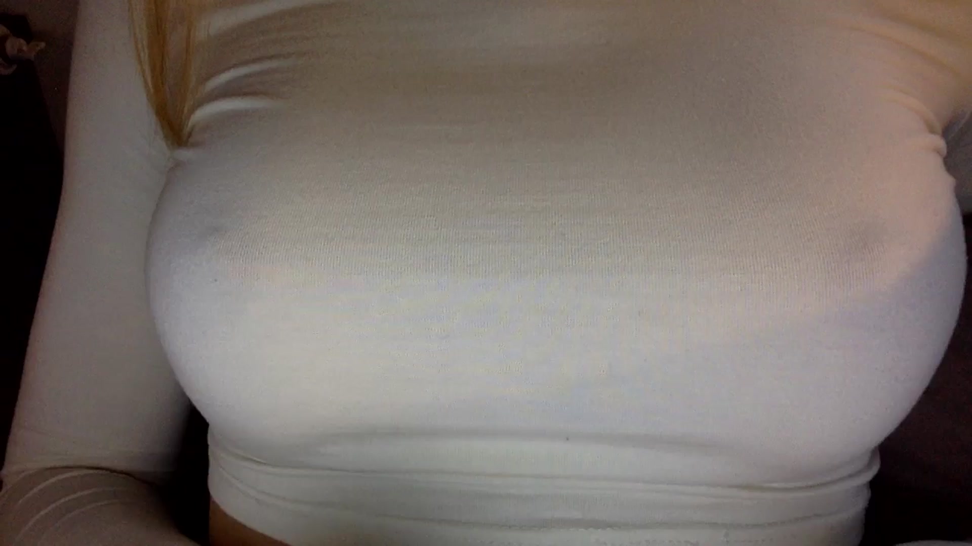 Gallery image thumbnail from EgoisticKitty's myfreecams stream on, 08/01/2024, 11:34 image 11 of 20