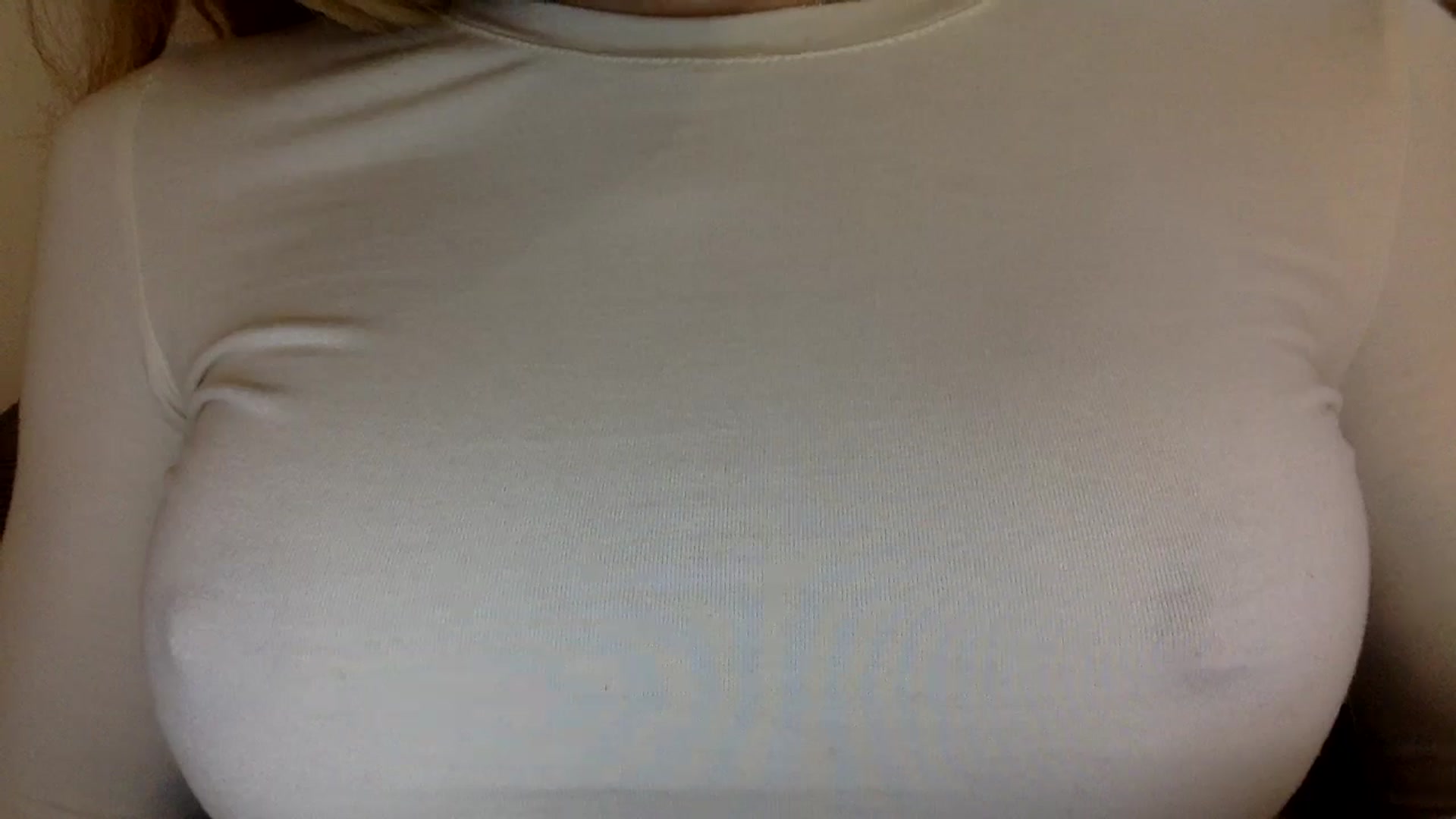 Gallery image thumbnail from EgoisticKitty's myfreecams stream on, 08/02/2024, 12:43 image 2 of 20