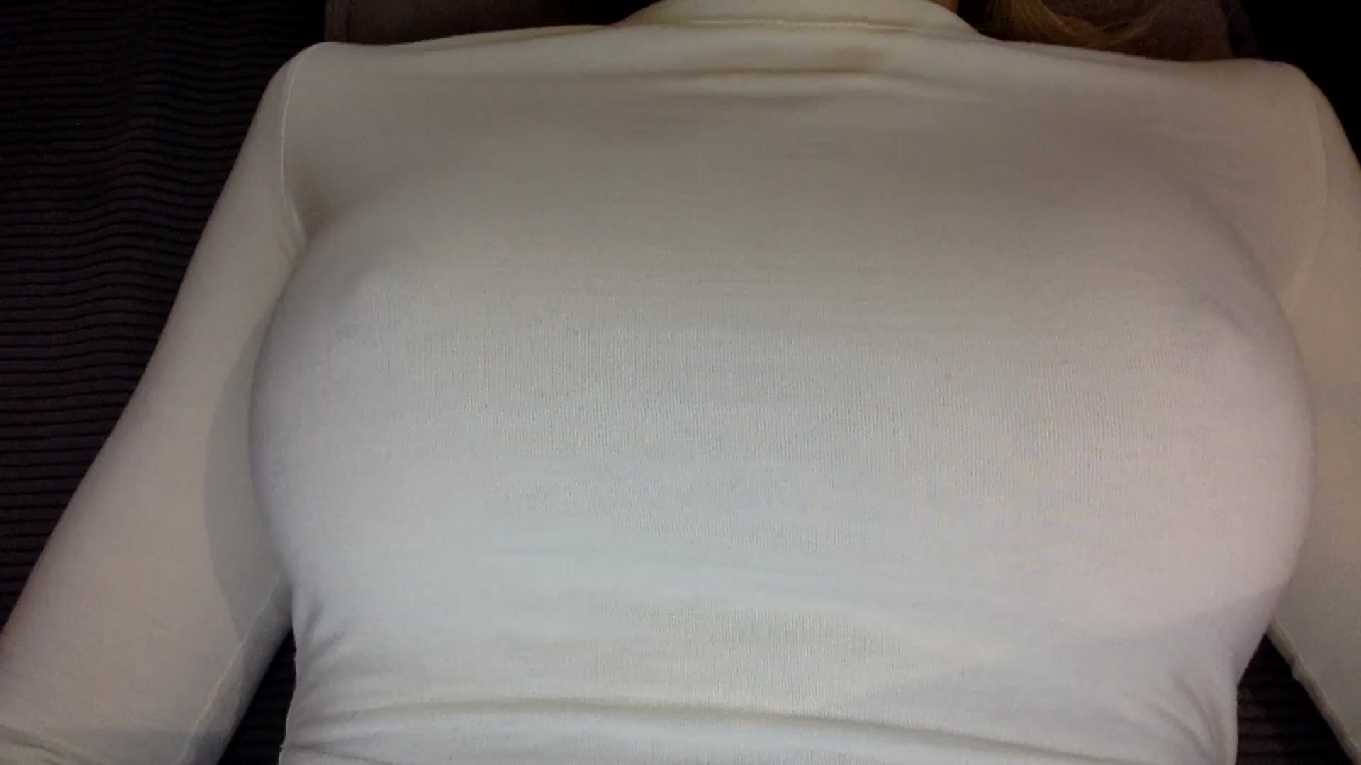 Gallery image thumbnail from EgoisticKitty's myfreecams stream on, 08/04/2024, 13:01 image 8 of 20