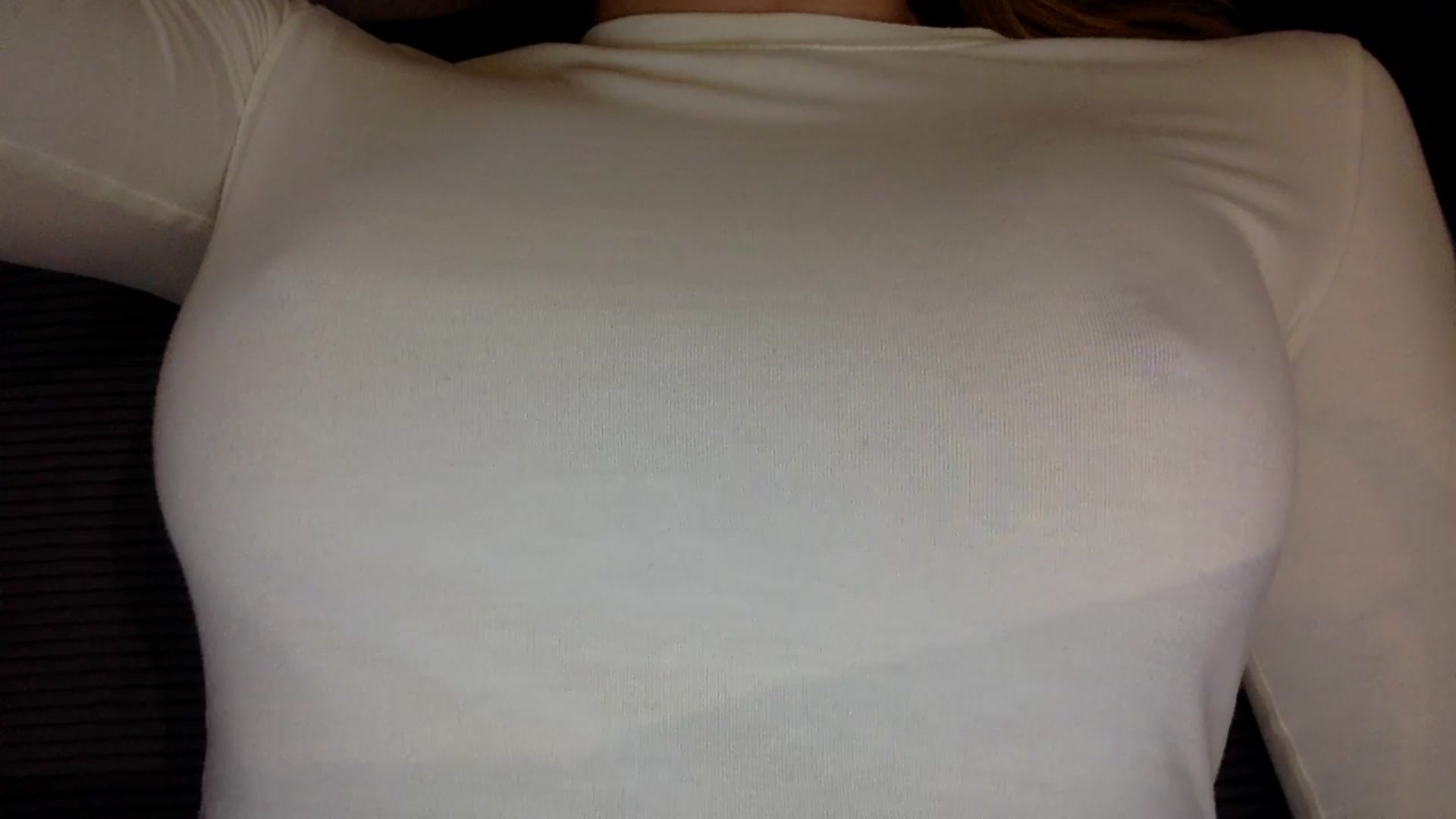 Gallery image thumbnail from EgoisticKitty's myfreecams stream on, 08/04/2024, 13:01 image 9 of 20
