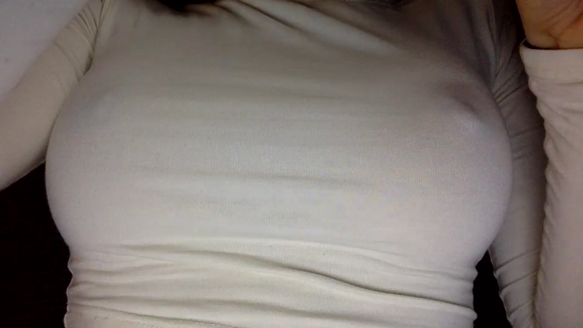 Gallery image thumbnail from EgoisticKitty's myfreecams stream on, 08/08/2024, 09:49 image 13 of 20