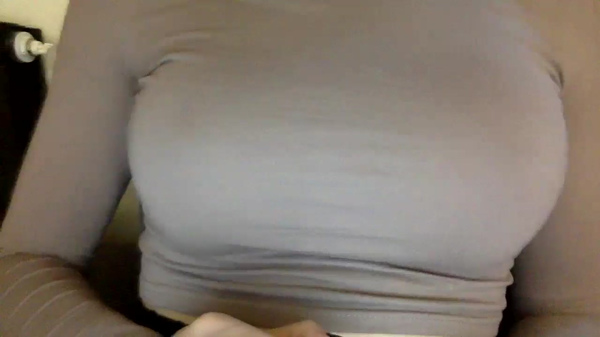 Gallery image thumbnail from EgoisticKitty's myfreecams stream on, 08/12/2024, 10:46 image 14 of 20