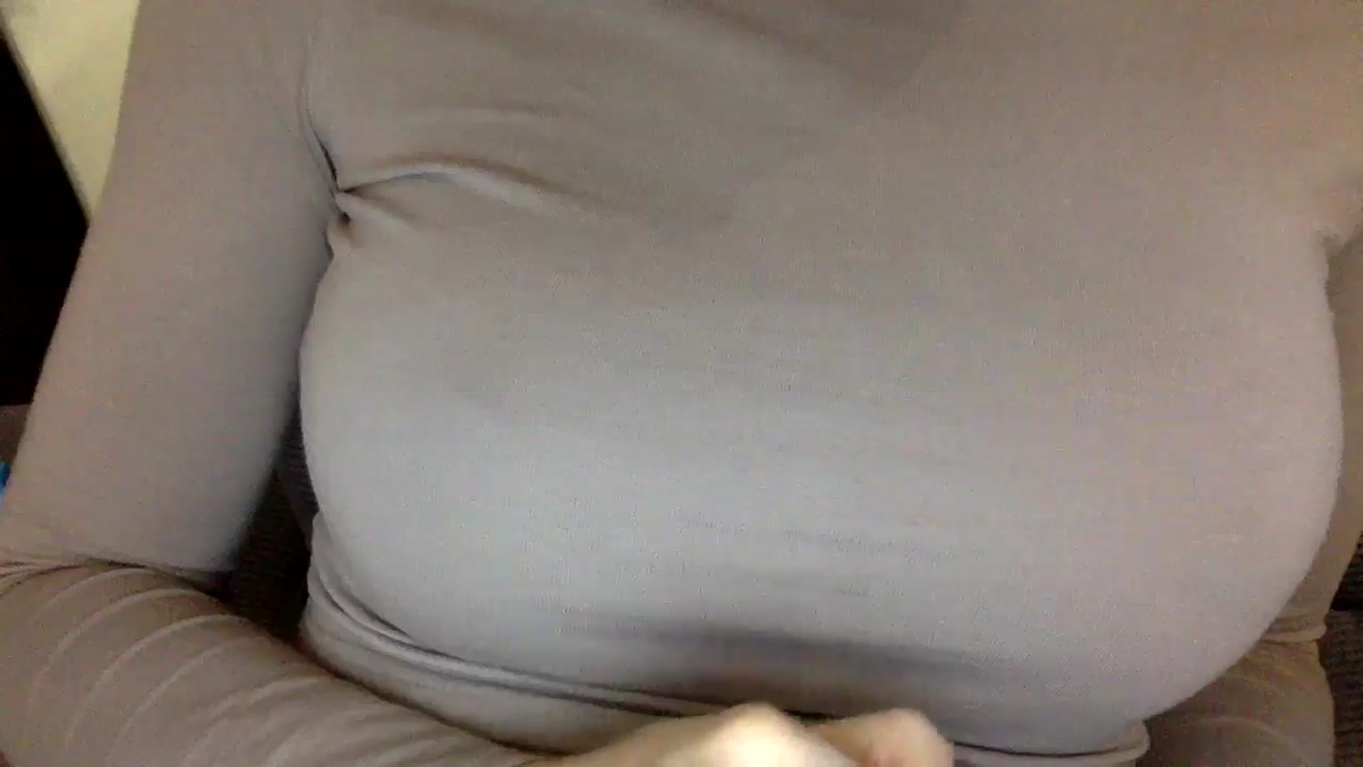 Gallery image thumbnail from EgoisticKitty's myfreecams stream on, 08/12/2024, 10:46 image 17 of 20
