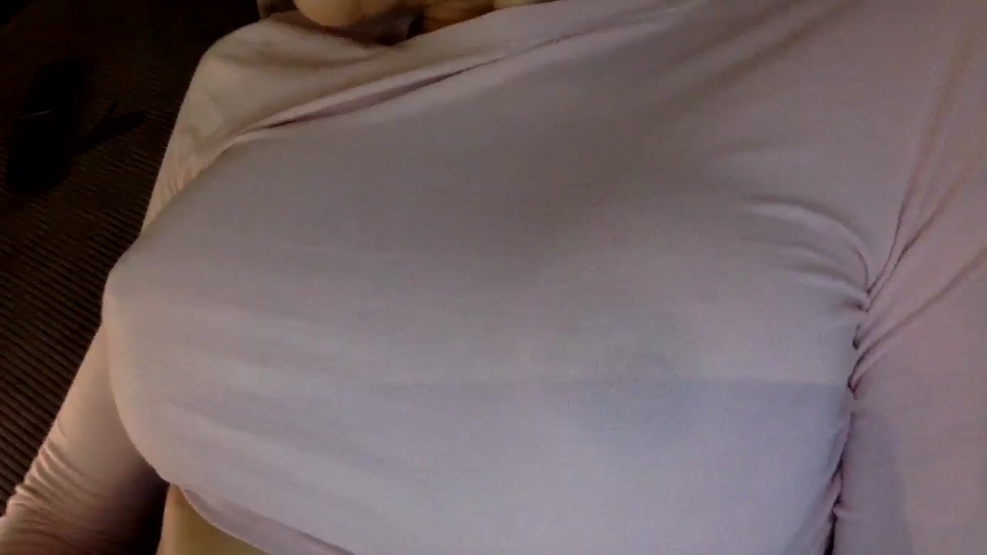 Gallery image thumbnail from EgoisticKitty's myfreecams stream on, 08/12/2024, 14:40 image 9 of 20