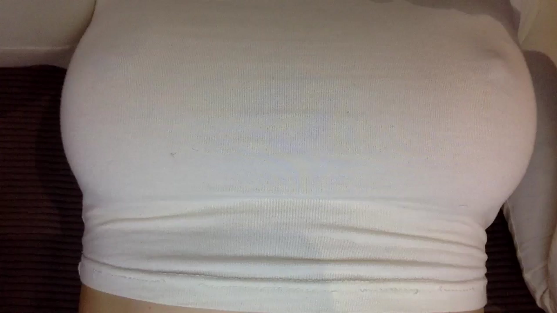 Gallery image thumbnail from EgoisticKitty's myfreecams stream on, 08/13/2024, 09:18 image 10 of 20