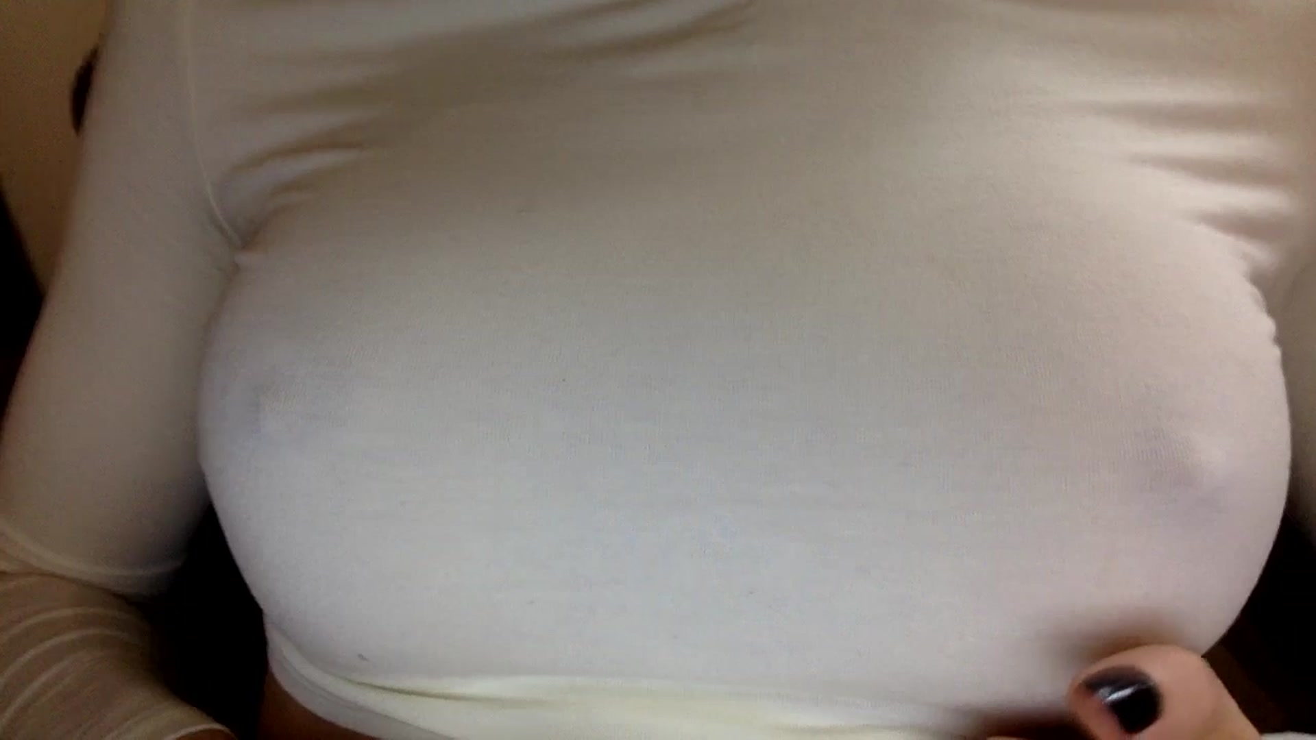 Gallery image thumbnail from EgoisticKitty's myfreecams stream on, 08/13/2024, 10:43 image 12 of 20
