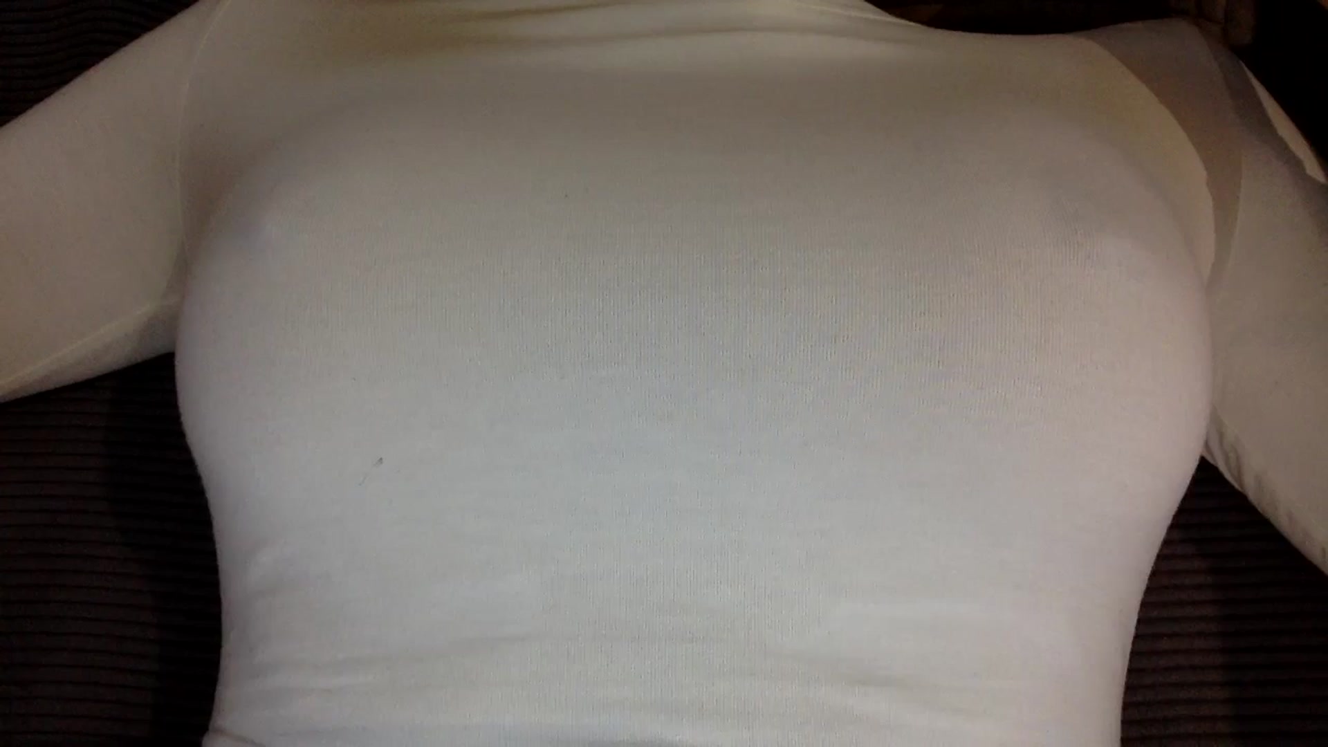 Gallery image thumbnail from EgoisticKitty's myfreecams stream on, 08/13/2024, 11:50 image 14 of 20