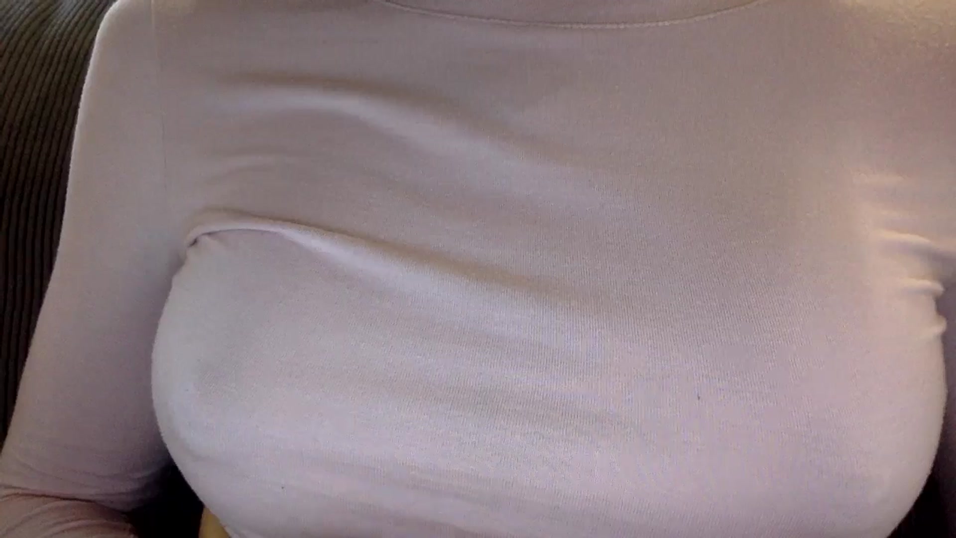Gallery image thumbnail from EgoisticKitty's myfreecams stream on, 08/14/2024, 09:22 image 18 of 20