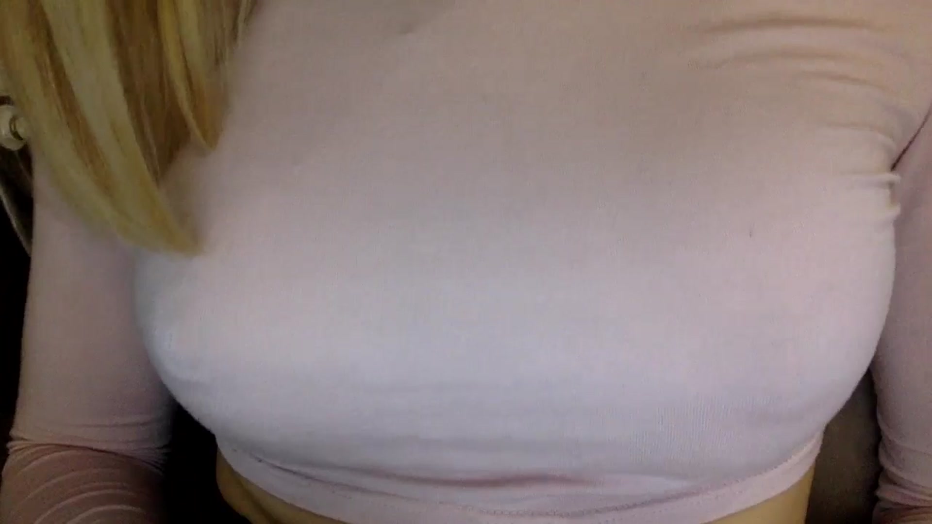 Gallery image thumbnail from EgoisticKitty's myfreecams stream on, 08/16/2024, 11:46 image 10 of 20