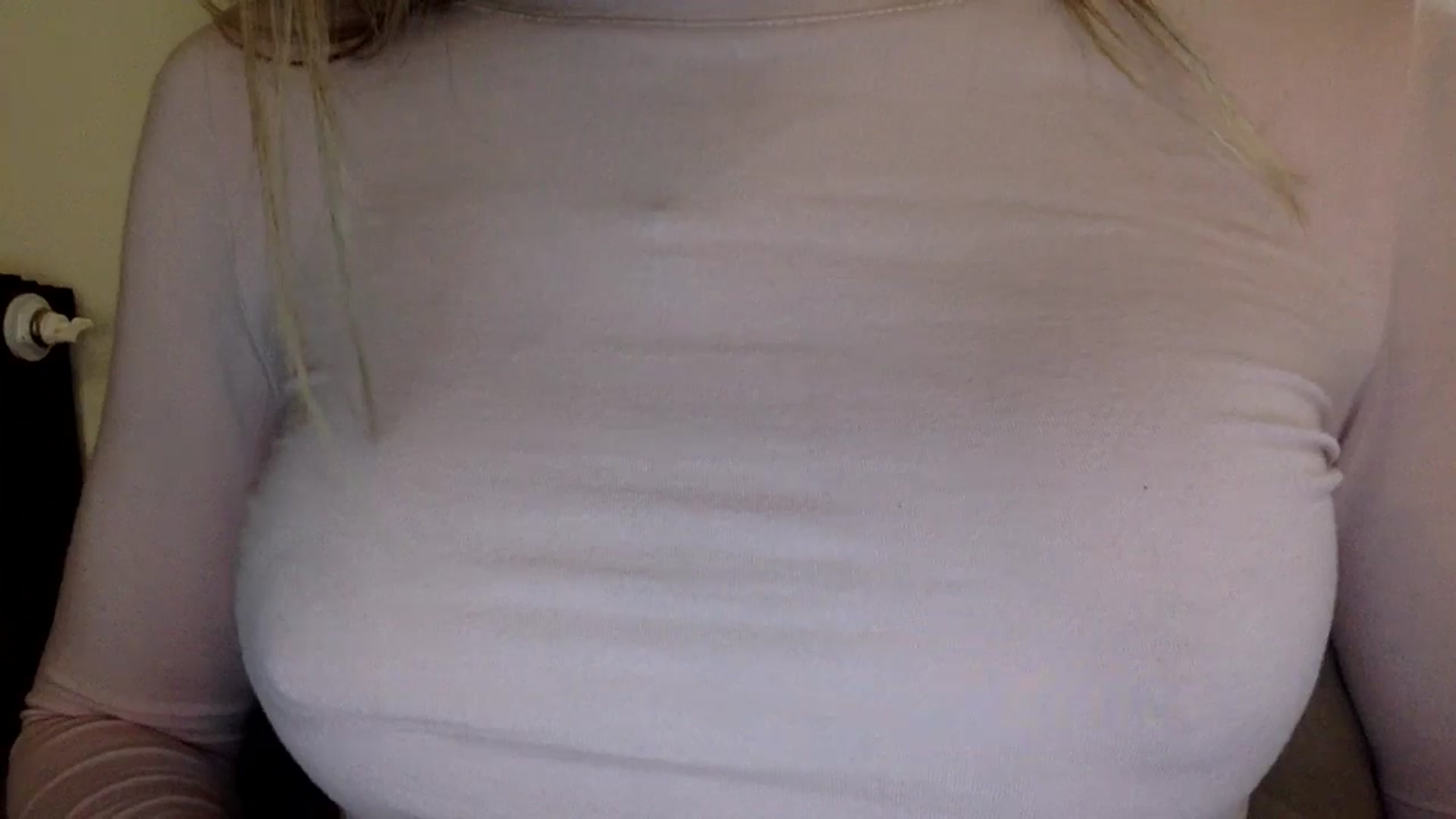 Gallery image thumbnail from EgoisticKitty's myfreecams stream on, 08/16/2024, 11:46 image 7 of 20