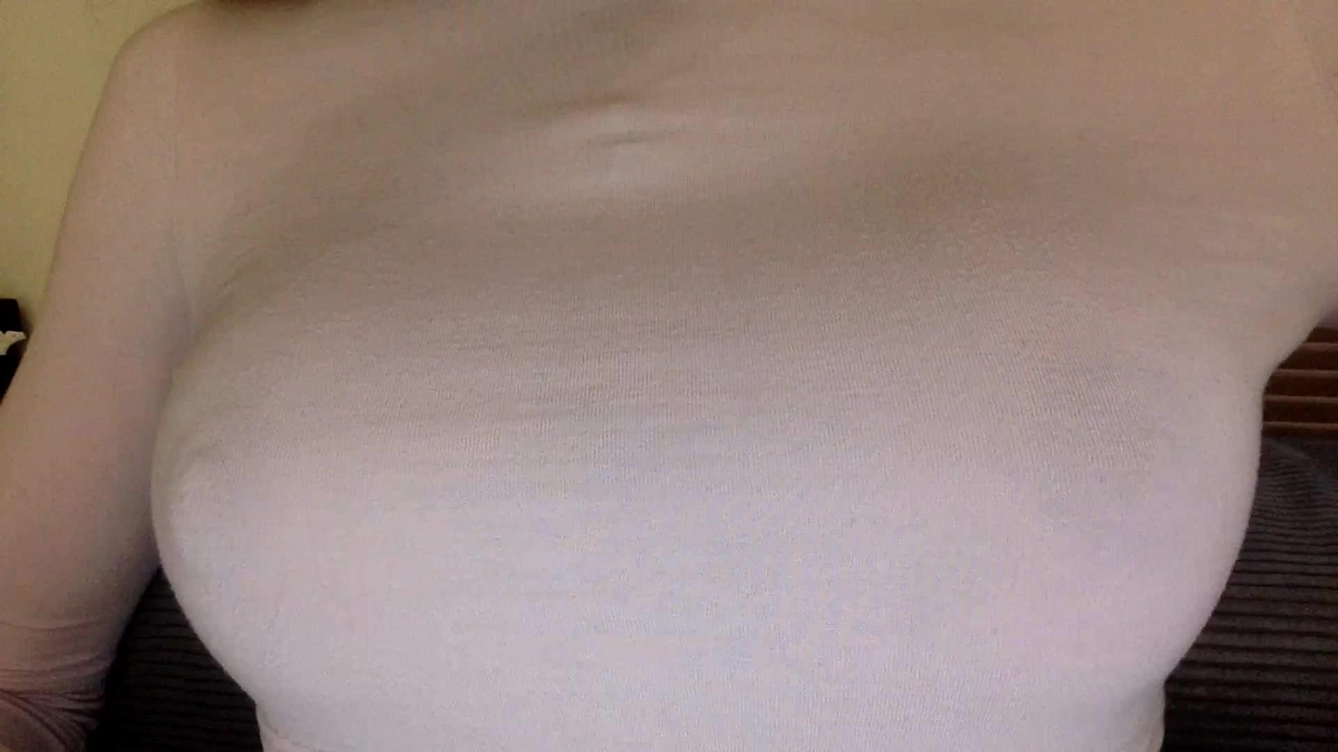 Gallery image thumbnail from EgoisticKitty's myfreecams stream on, 08/16/2024, 14:55 image 8 of 20