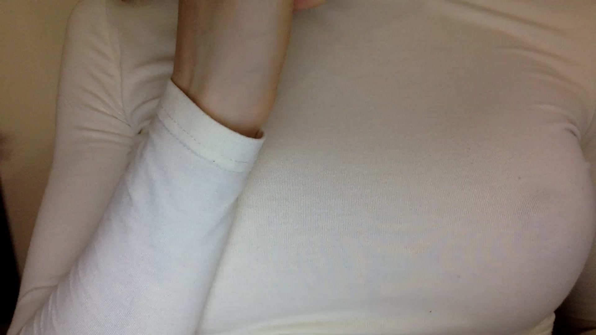Gallery image thumbnail from EgoisticKitty's myfreecams stream on, 08/22/2024, 13:51 image 7 of 20