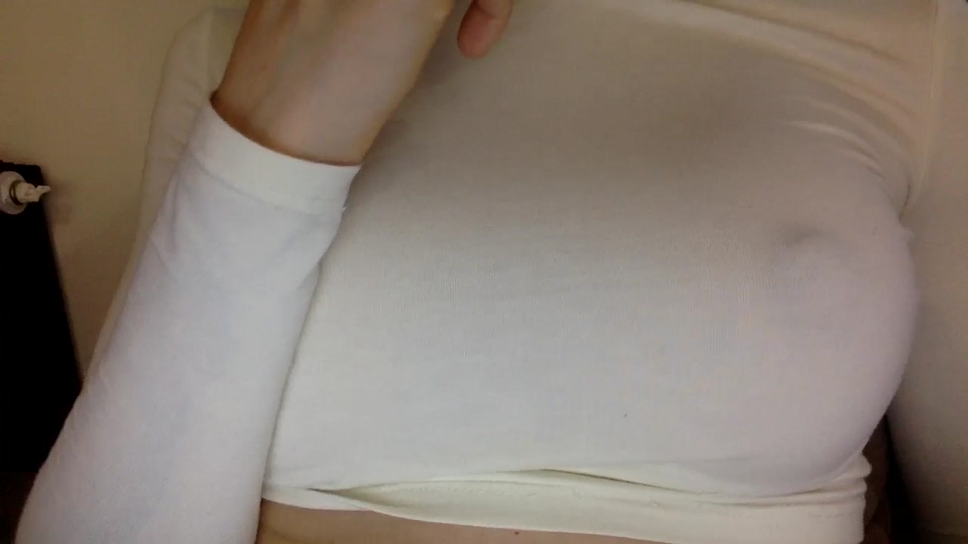 Gallery image thumbnail from EgoisticKitty's myfreecams stream on, 08/22/2024, 13:51 image 12 of 20