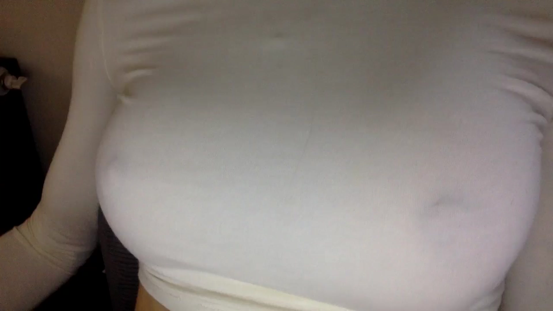 Gallery image thumbnail from EgoisticKitty's myfreecams stream on, 08/26/2024, 11:20 image 1 of 20