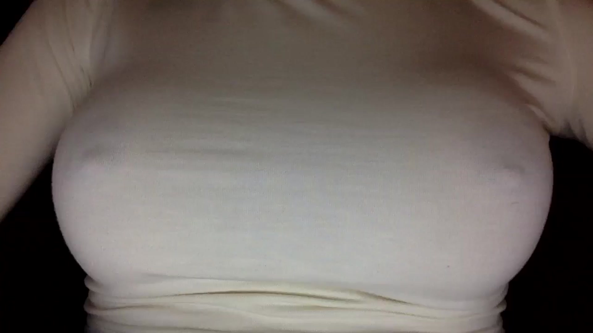 Gallery image thumbnail from EgoisticKitty's myfreecams stream on, 08/26/2024, 11:20 image 17 of 20