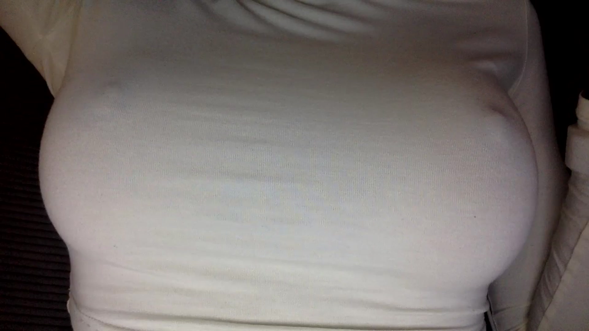 Gallery image thumbnail from EgoisticKitty's myfreecams stream on, 08/26/2024, 14:00 image 7 of 20