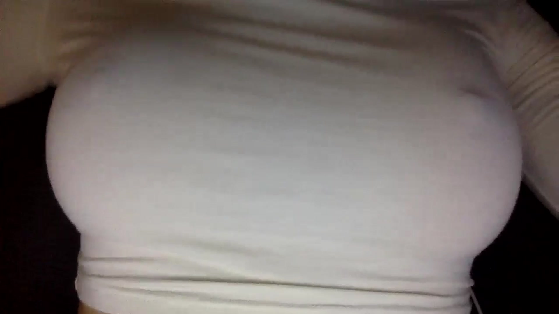 Gallery image thumbnail from EgoisticKitty's myfreecams stream on, 08/26/2024, 14:00 image 10 of 20