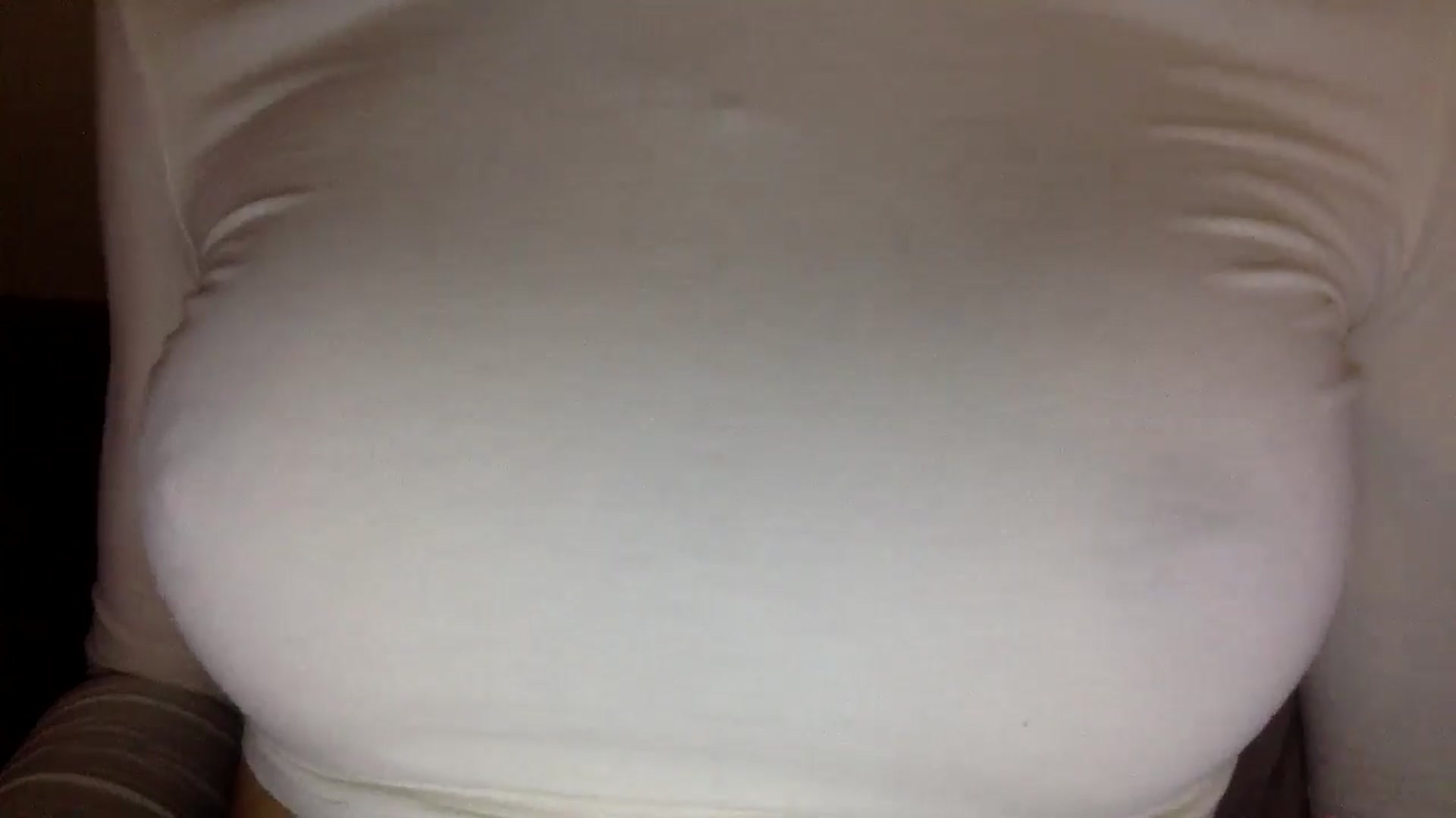 Gallery image thumbnail from EgoisticKitty's myfreecams stream on, 08/27/2024, 08:48 image 19 of 20