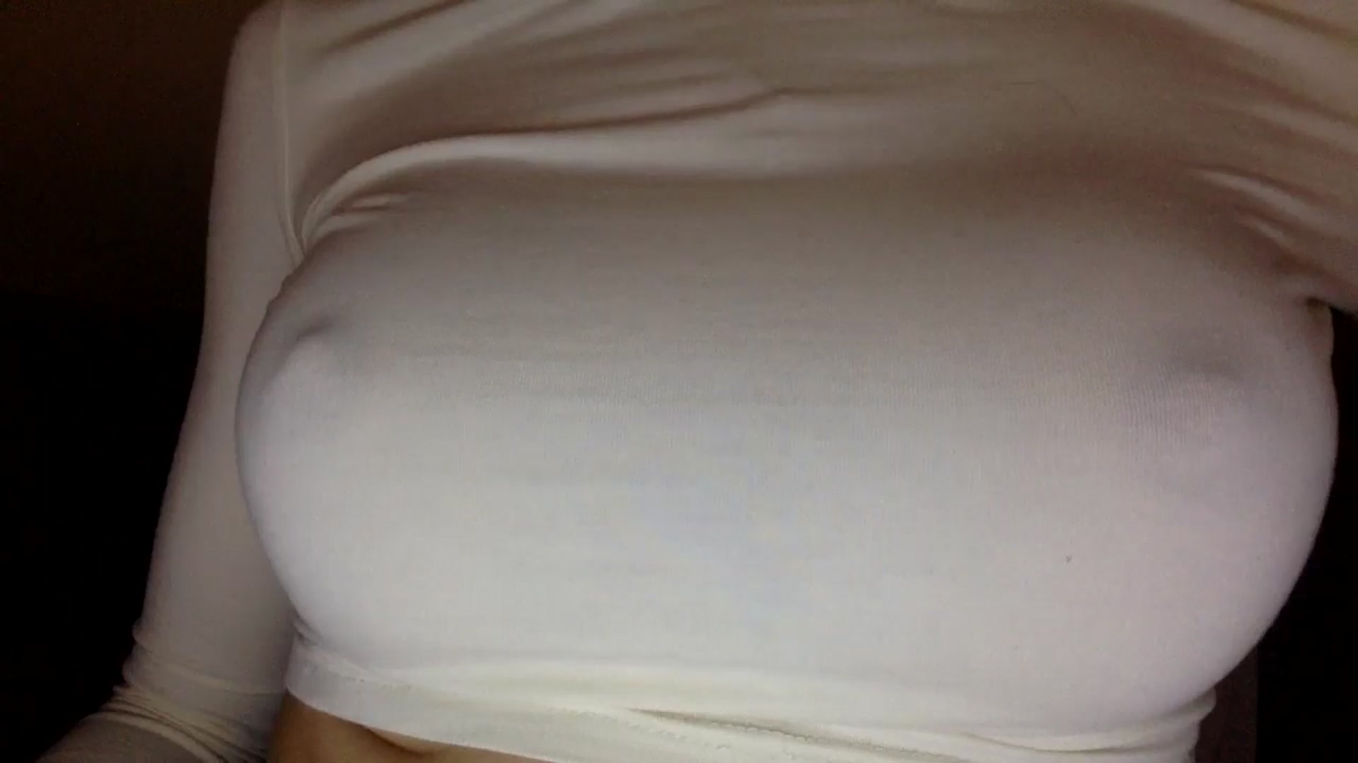 Gallery image thumbnail from EgoisticKitty's myfreecams stream on, 08/27/2024, 08:48 image 12 of 20