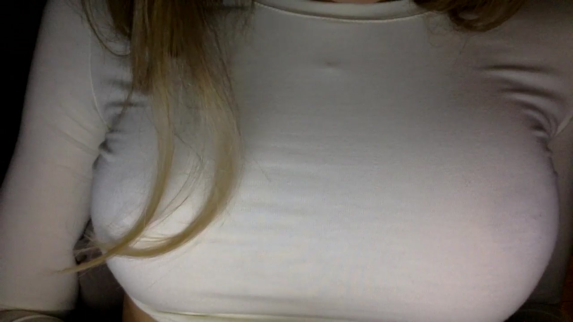 Gallery image thumbnail from EgoisticKitty's myfreecams stream on, 08/27/2024, 10:22 image 17 of 20