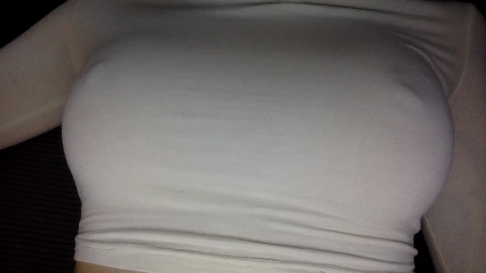 Gallery image thumbnail from EgoisticKitty's myfreecams stream on, 08/27/2024, 12:12 image 12 of 20