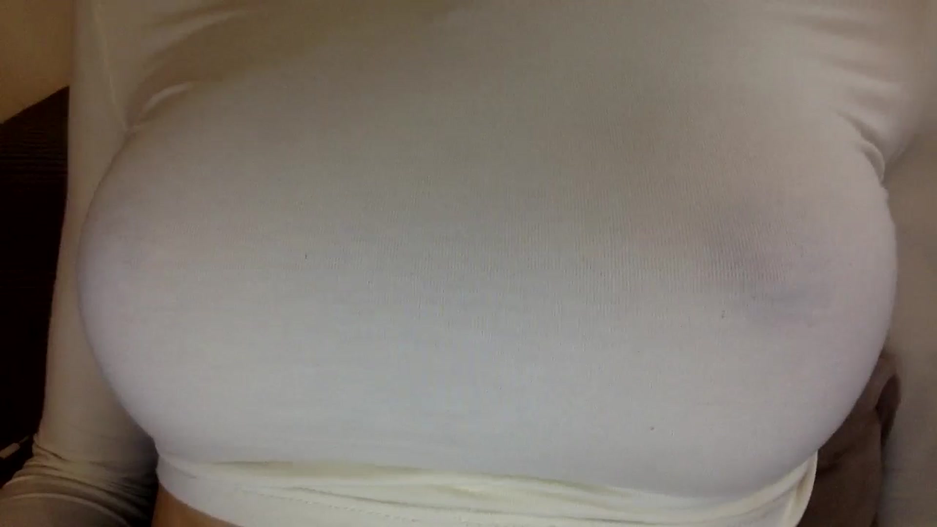 Gallery image thumbnail from EgoisticKitty's myfreecams stream on, 08/28/2024, 10:26 image 19 of 20