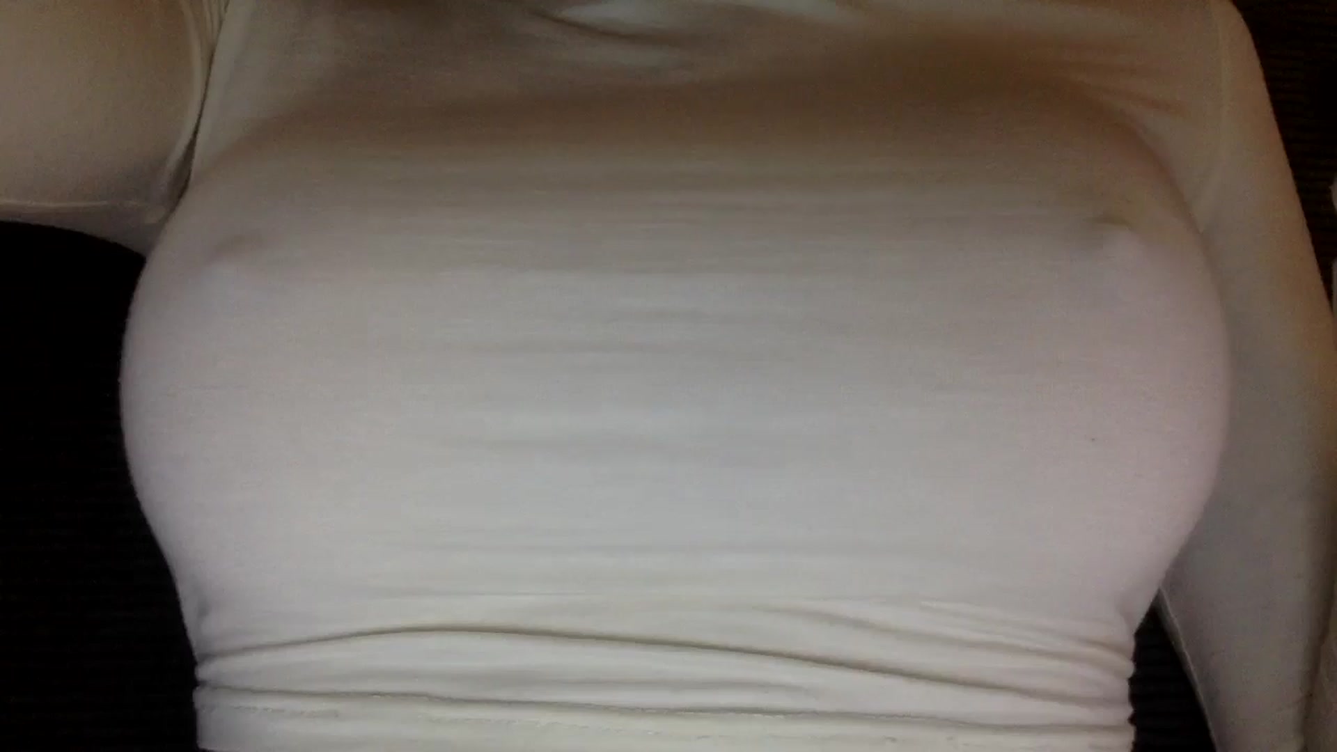 Gallery image thumbnail from EgoisticKitty's myfreecams stream on, 09/06/2024, 08:39 image 2 of 20