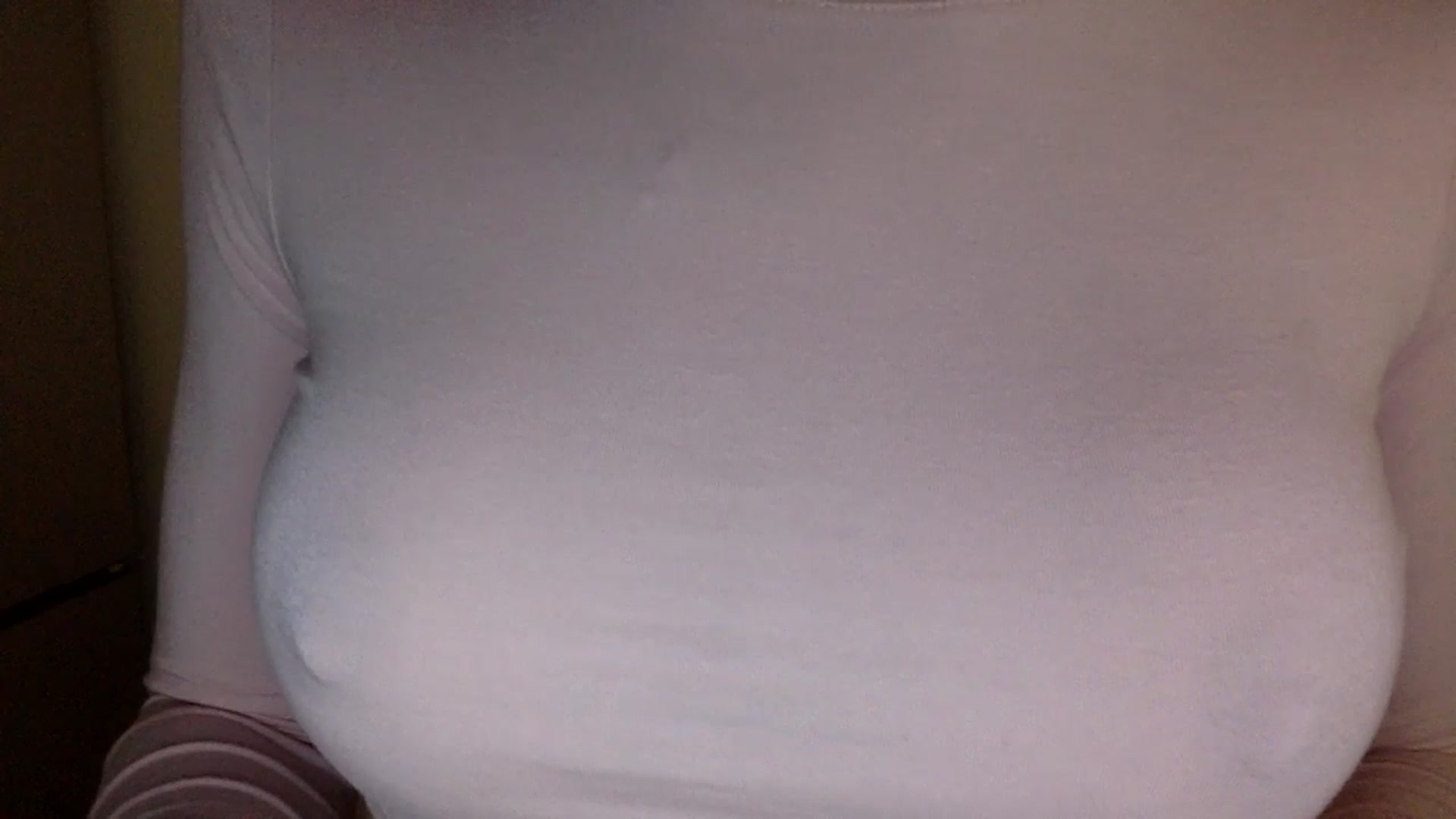Gallery image thumbnail from EgoisticKitty's myfreecams stream on, 09/25/2024, 08:29 image 12 of 20