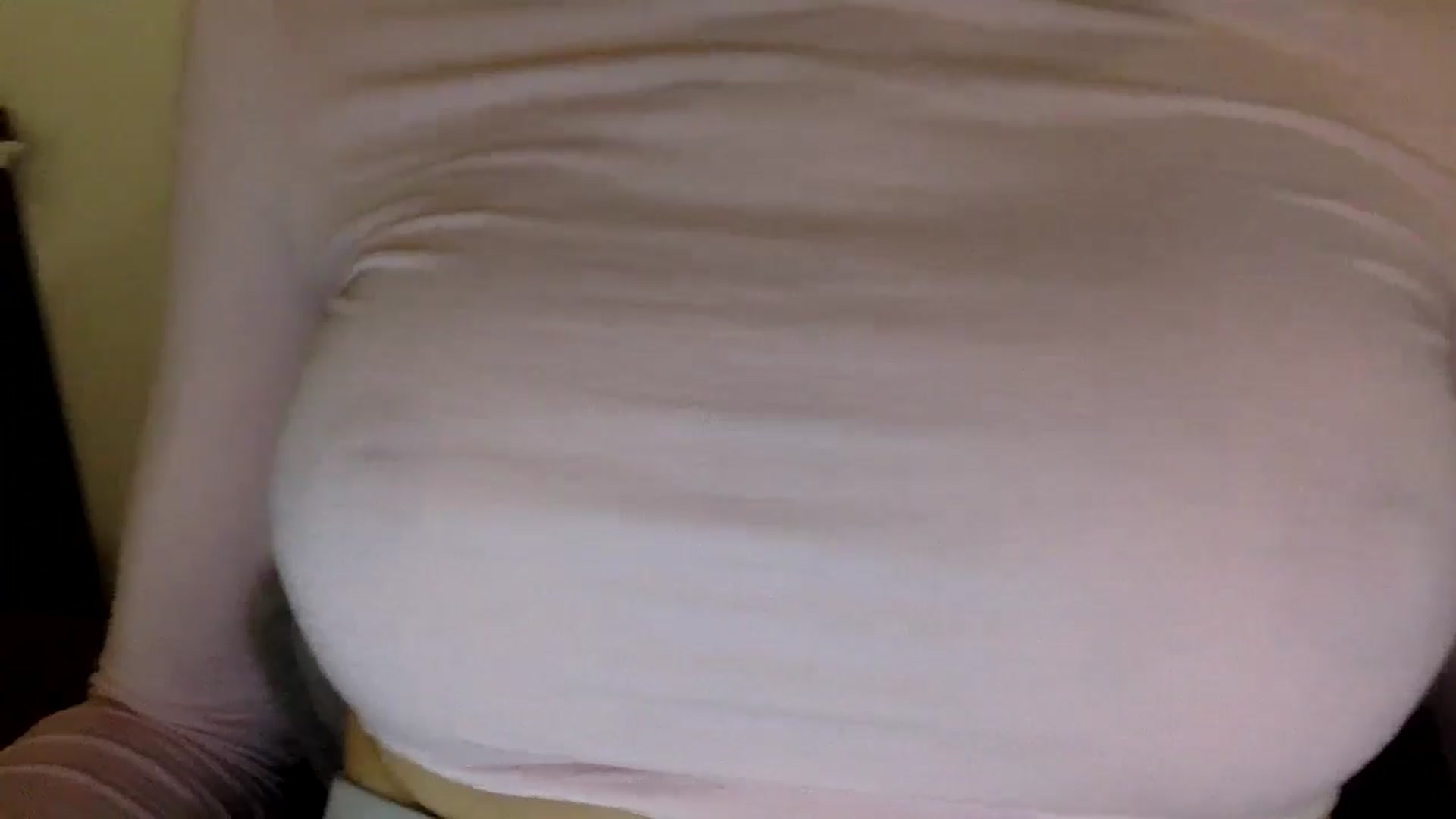 Gallery image thumbnail from EgoisticKitty's myfreecams stream on, 09/25/2024, 12:27 image 17 of 20