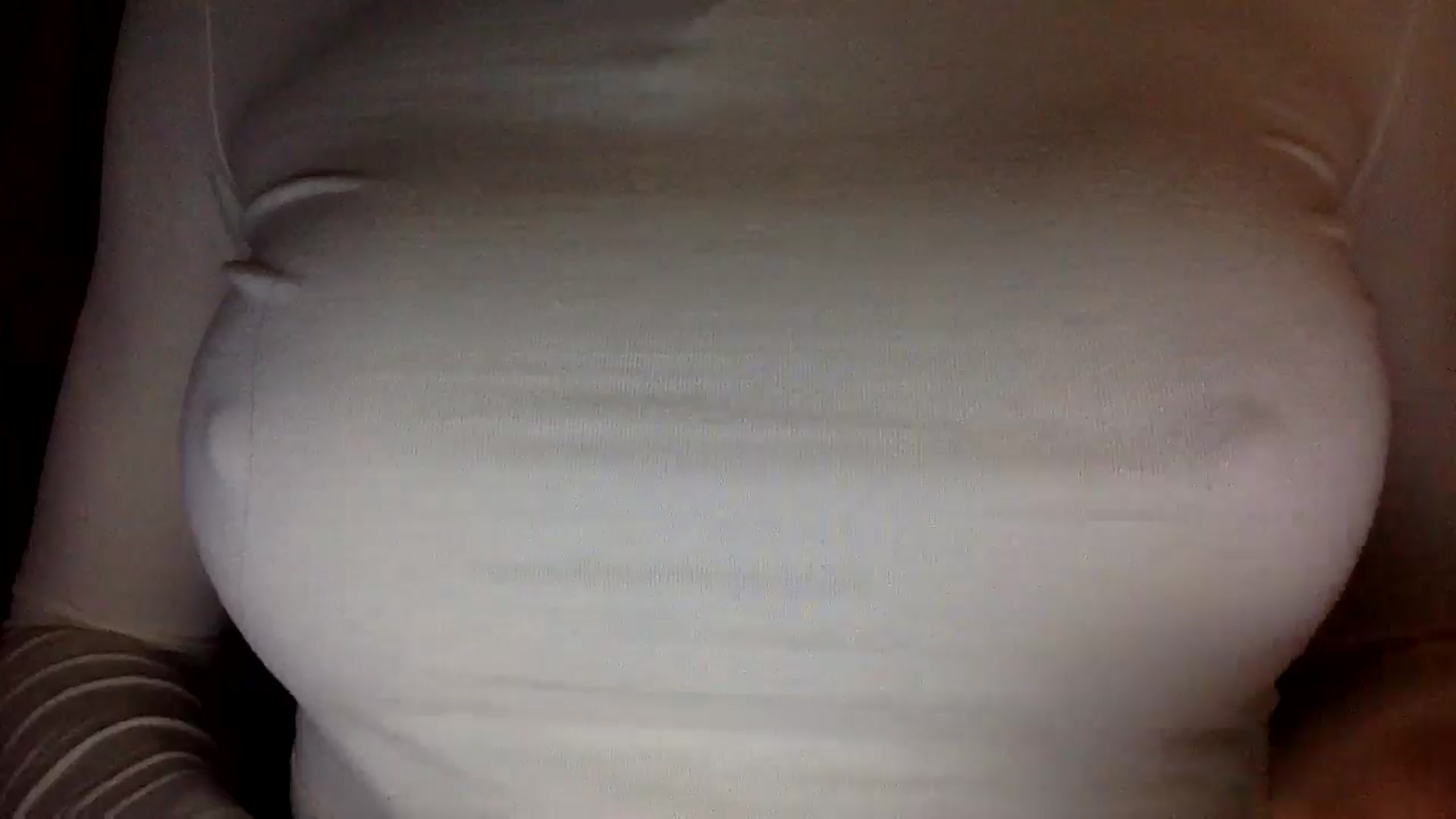 Gallery image thumbnail from EgoisticKitty's myfreecams stream on, 09/26/2024, 11:54 image 19 of 20