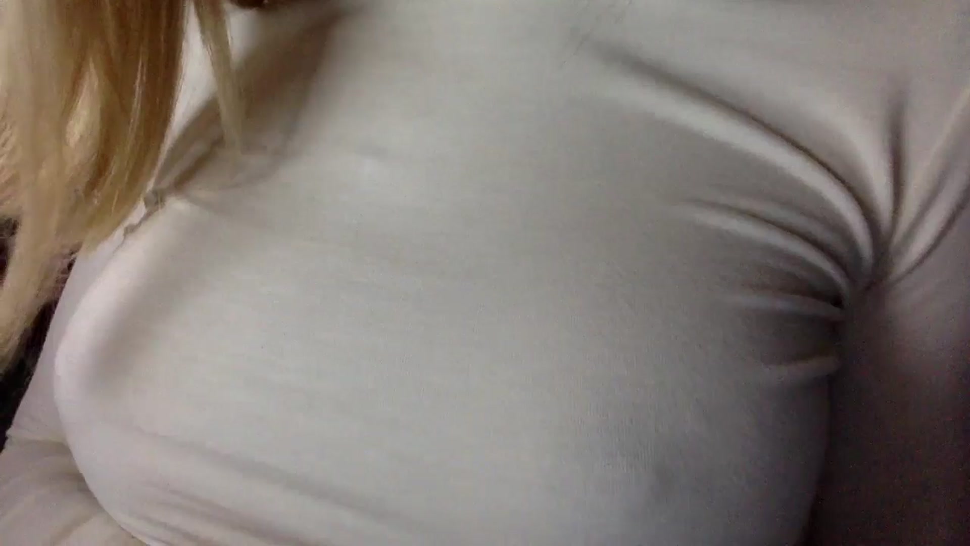 Gallery image thumbnail from EgoisticKitty's myfreecams stream on, 09/26/2024, 11:54 image 12 of 20