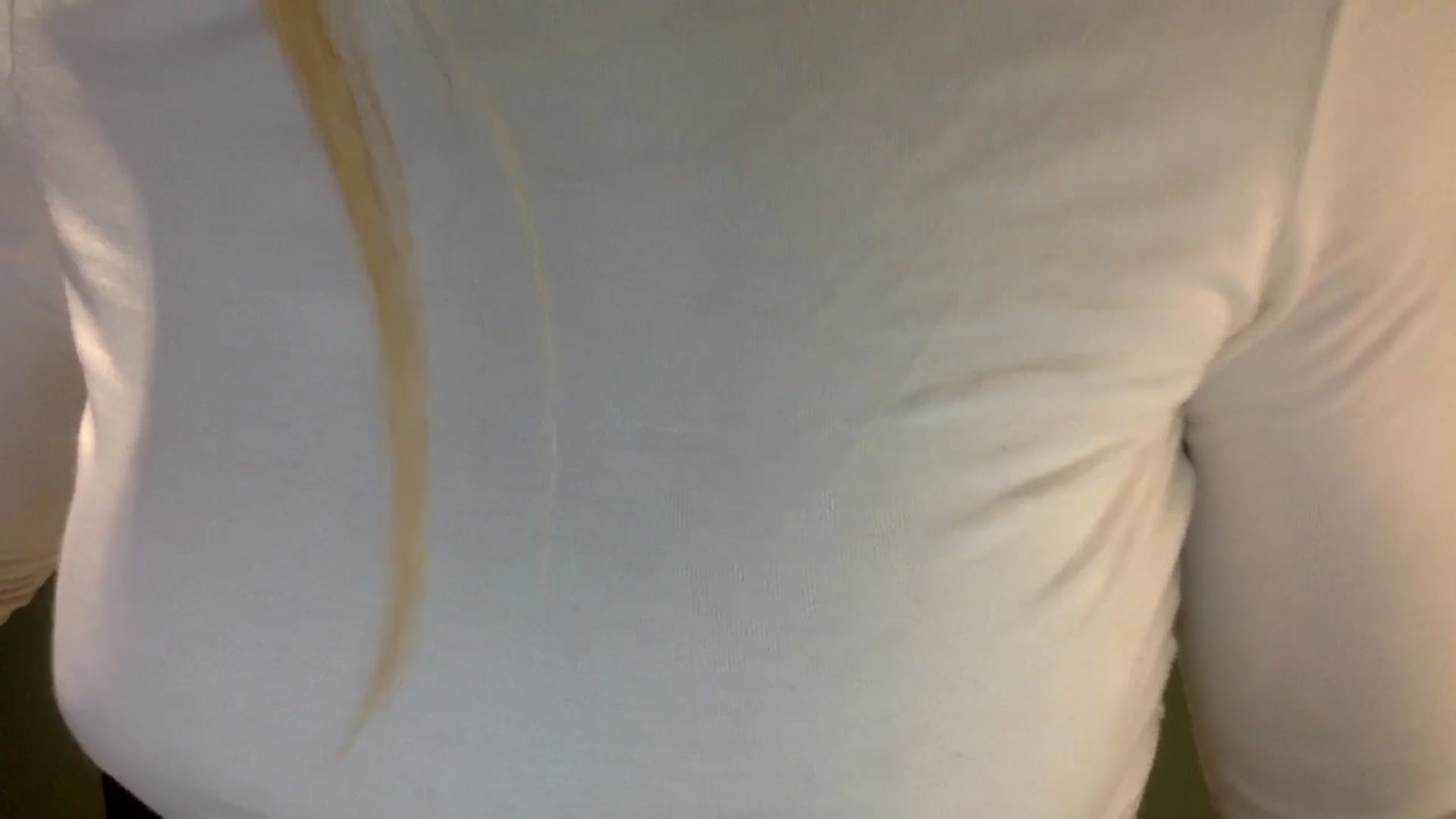 Gallery image thumbnail from EgoisticKitty's myfreecams stream on, 09/26/2024, 13:55 image 10 of 20