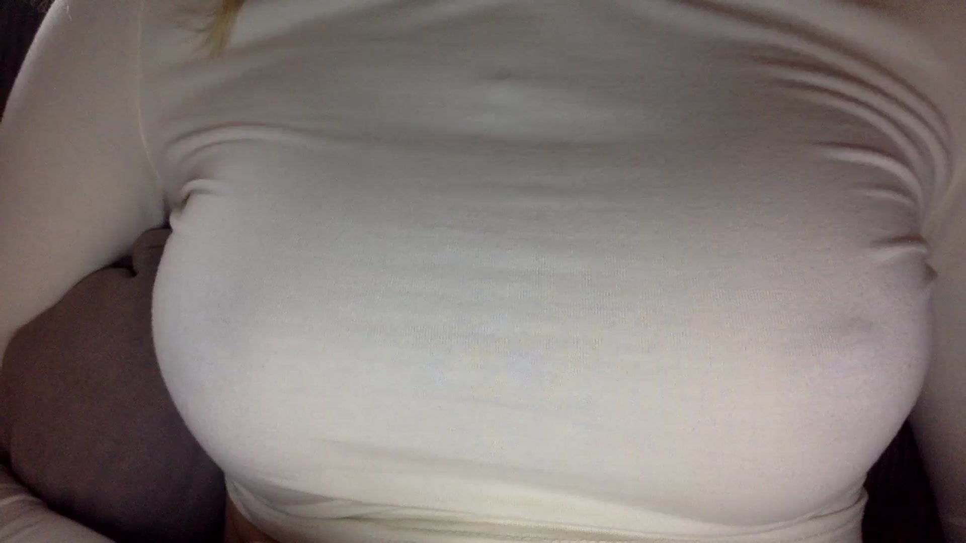 Gallery image thumbnail from EgoisticKitty's myfreecams stream on, 09/27/2024, 09:41 image 10 of 20
