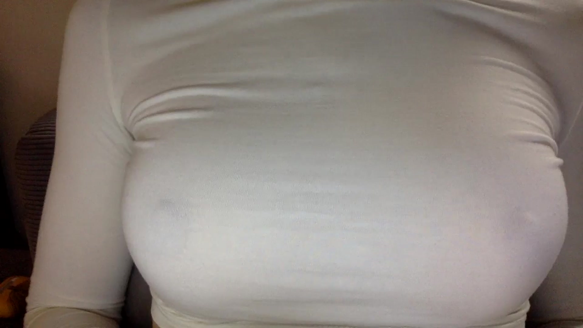 Gallery image thumbnail from EgoisticKitty's myfreecams stream on, 09/30/2024, 08:14 image 14 of 20