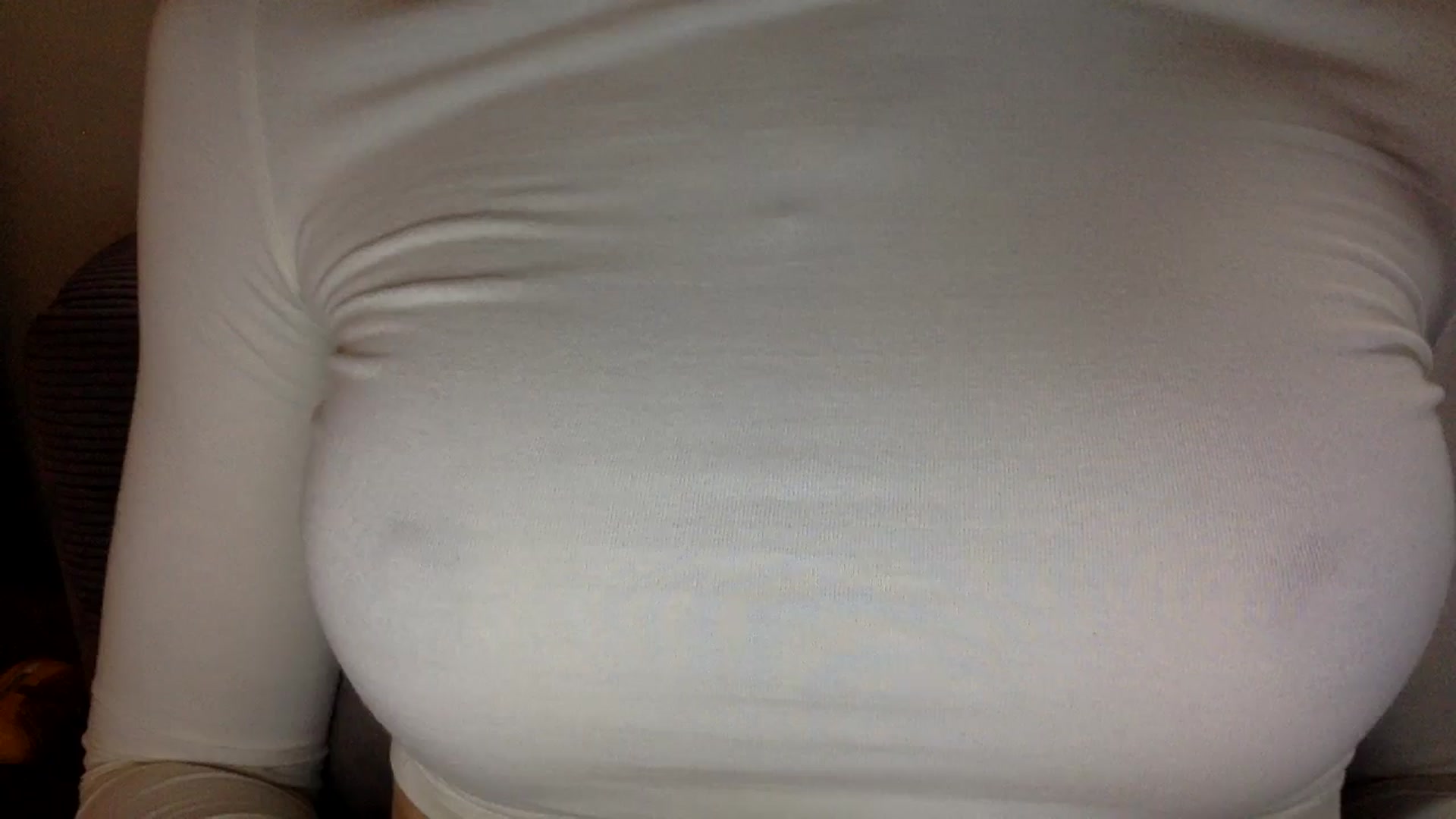 Gallery image thumbnail from EgoisticKitty's myfreecams stream on, 09/30/2024, 08:14 image 7 of 20