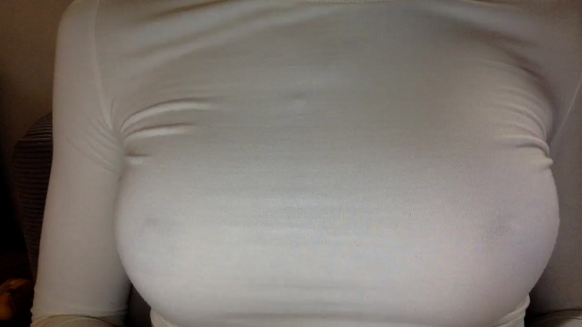 Gallery image thumbnail from EgoisticKitty's myfreecams stream on, 09/30/2024, 08:14 image 12 of 20