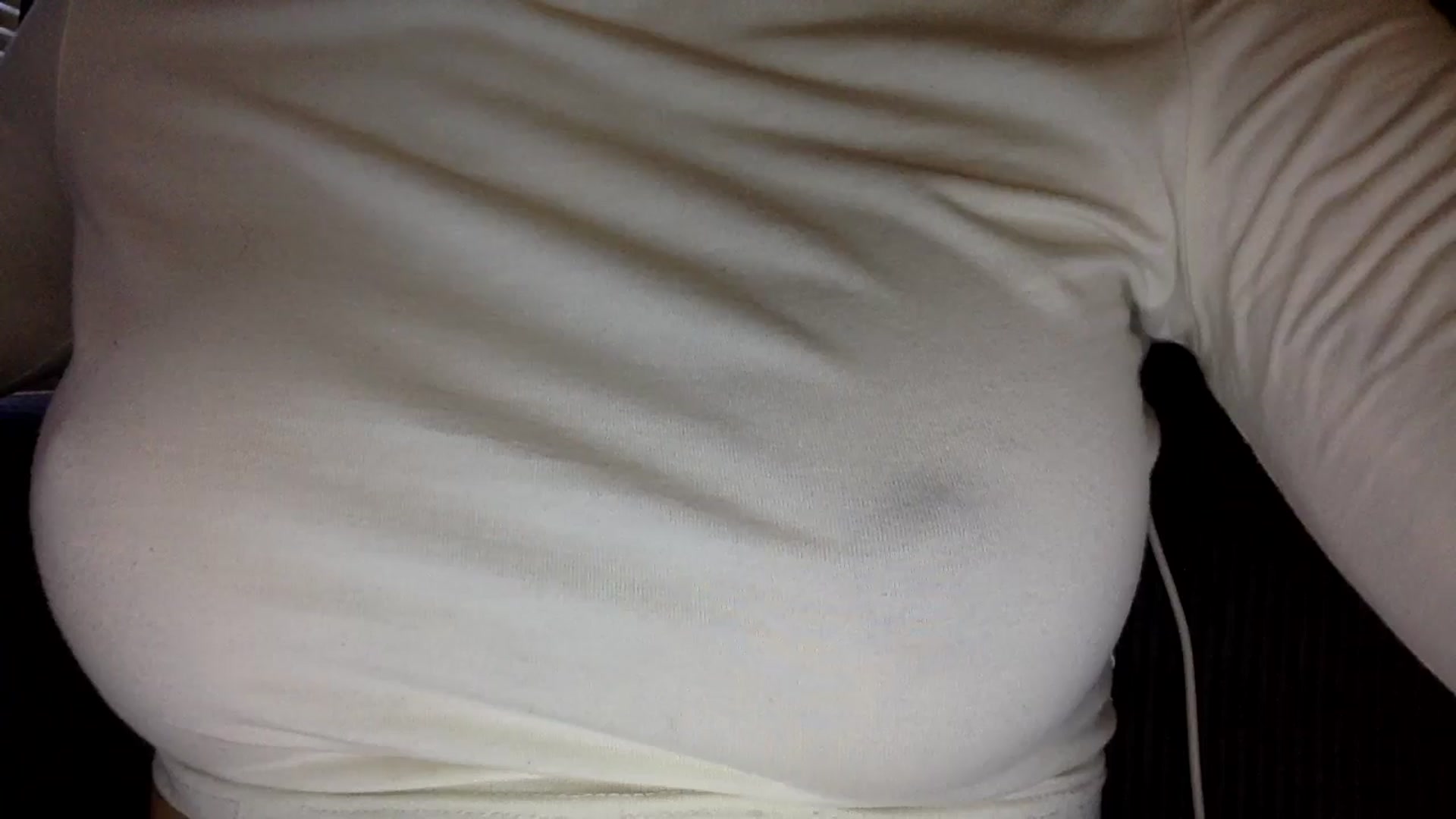 Gallery image thumbnail from EgoisticKitty's myfreecams stream on, 10/01/2024, 11:31 image 11 of 20