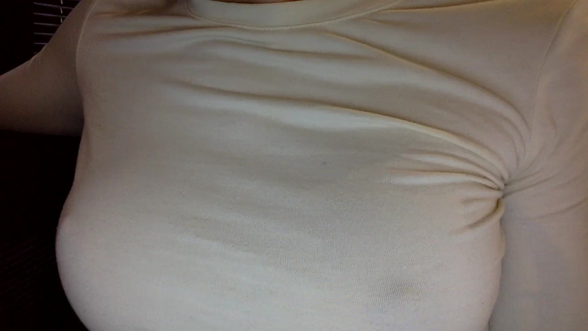 Gallery image thumbnail from EgoisticKitty's myfreecams stream on, 10/01/2024, 14:14 image 11 of 20