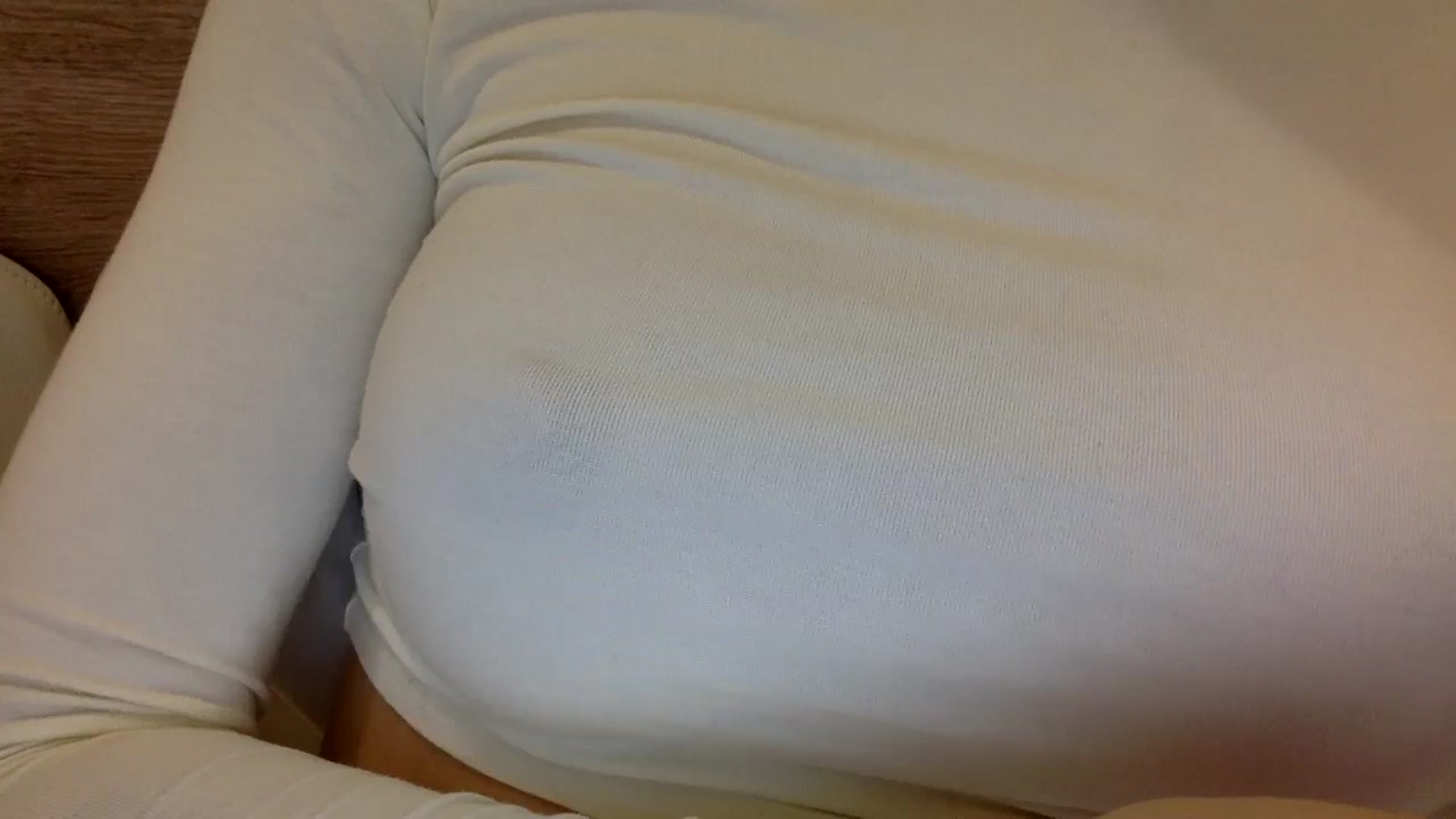 Gallery image thumbnail from EgoisticKitty's myfreecams stream on, 10/03/2024, 12:06 image 17 of 20