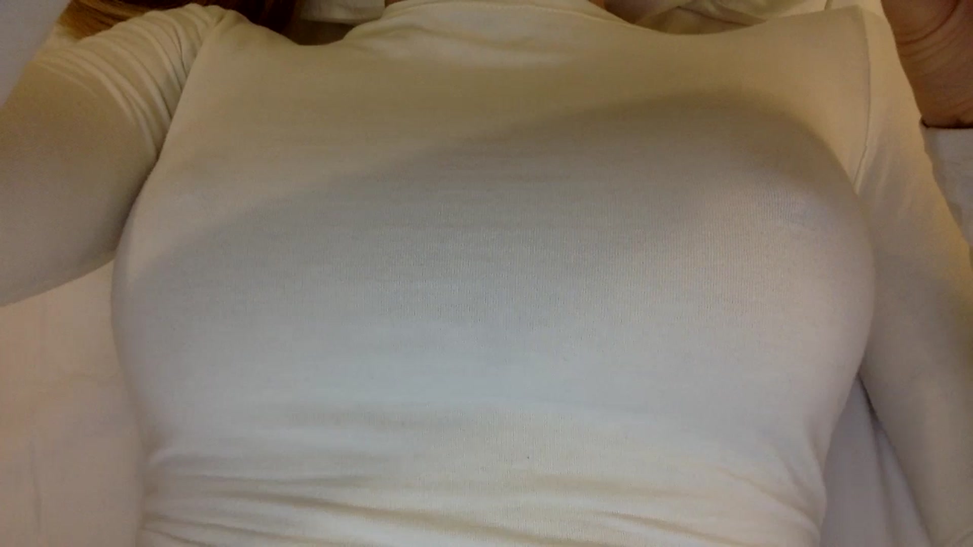 Gallery image thumbnail from EgoisticKitty's myfreecams stream on, 10/03/2024, 13:20 image 18 of 20
