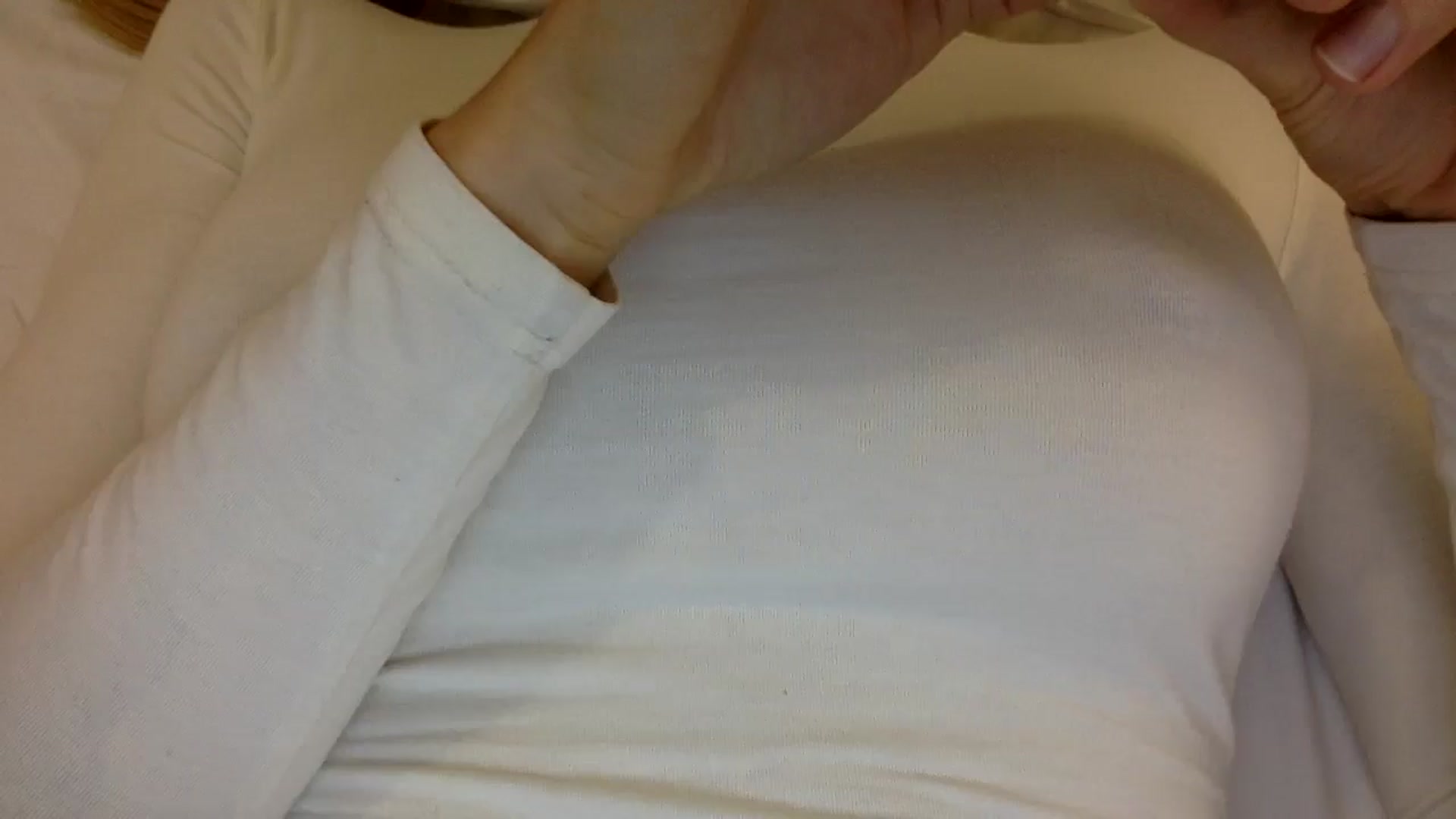 Gallery image thumbnail from EgoisticKitty's myfreecams stream on, 10/03/2024, 13:20 image 20 of 20