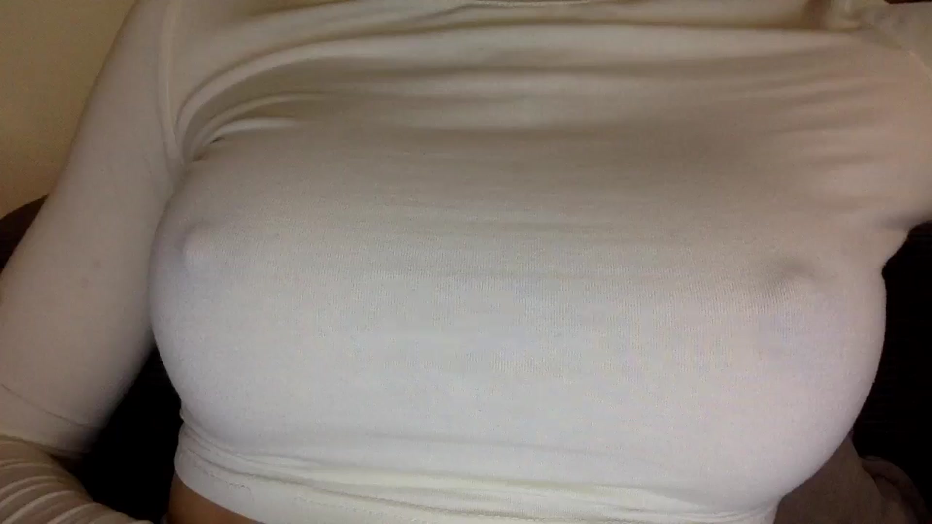 Gallery image thumbnail from EgoisticKitty's myfreecams stream on, 10/06/2024, 11:35 image 16 of 20